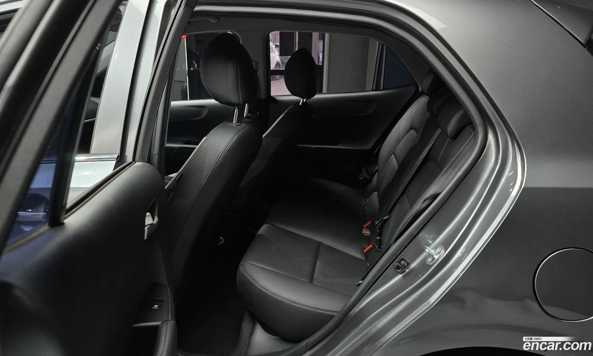 Kia Morning Urban 2023 — 24