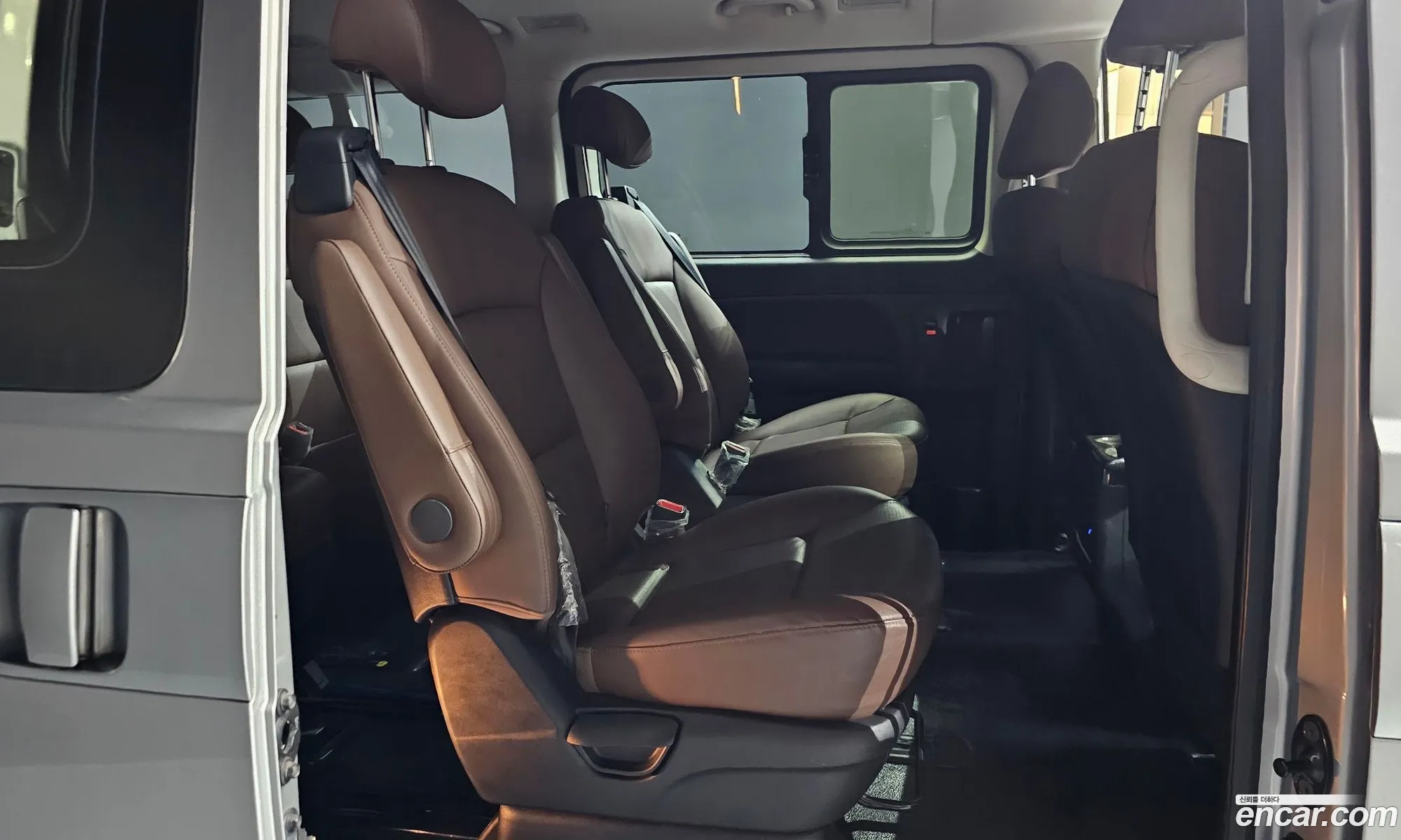Hyundai Grand Starex 2019 — 3