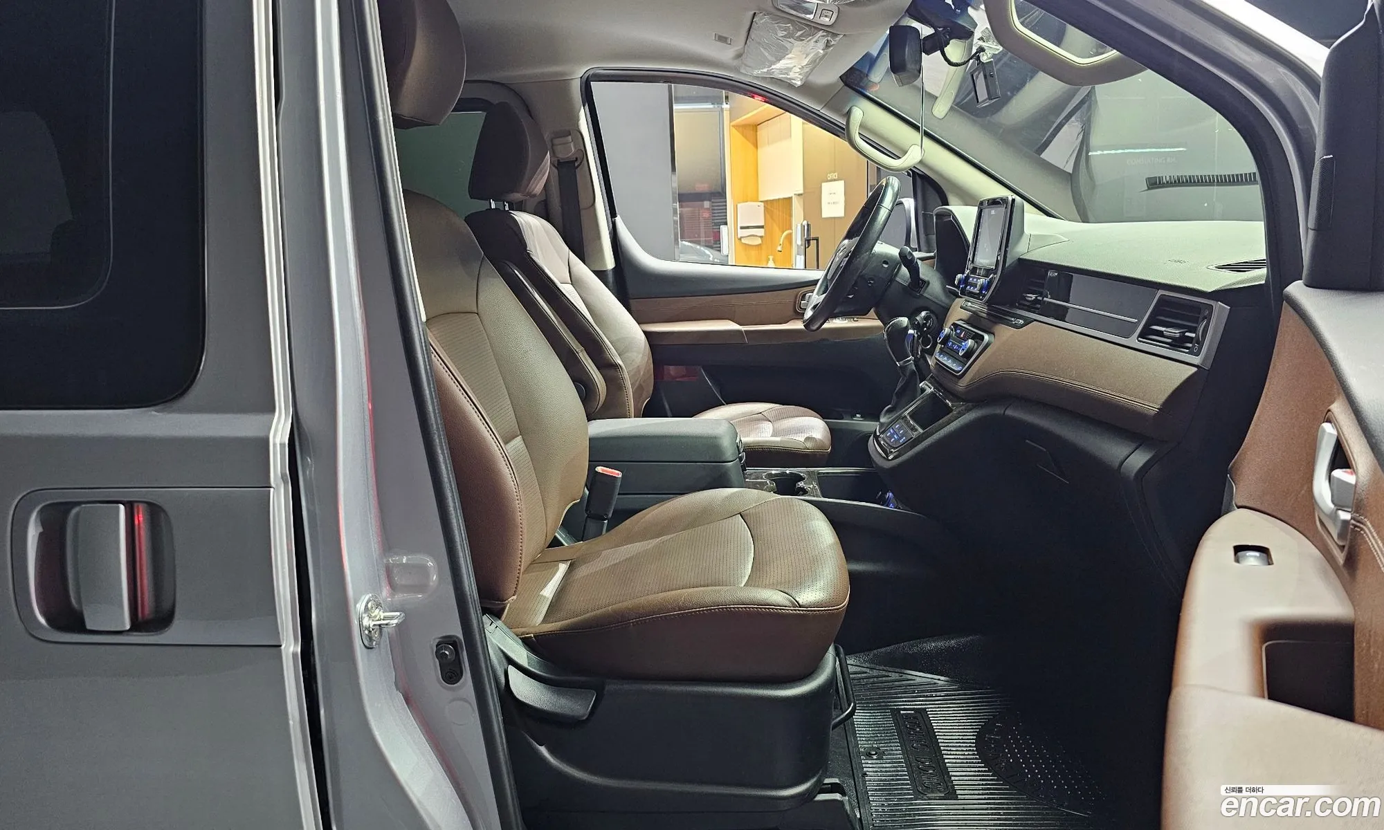 Hyundai Grand Starex 2019 — 2