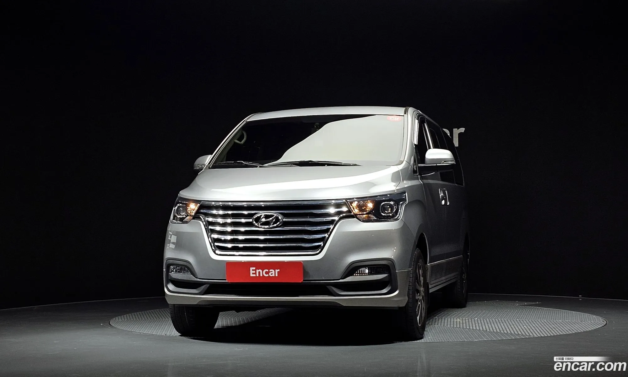 Hyundai Grand Starex 2019 — 20