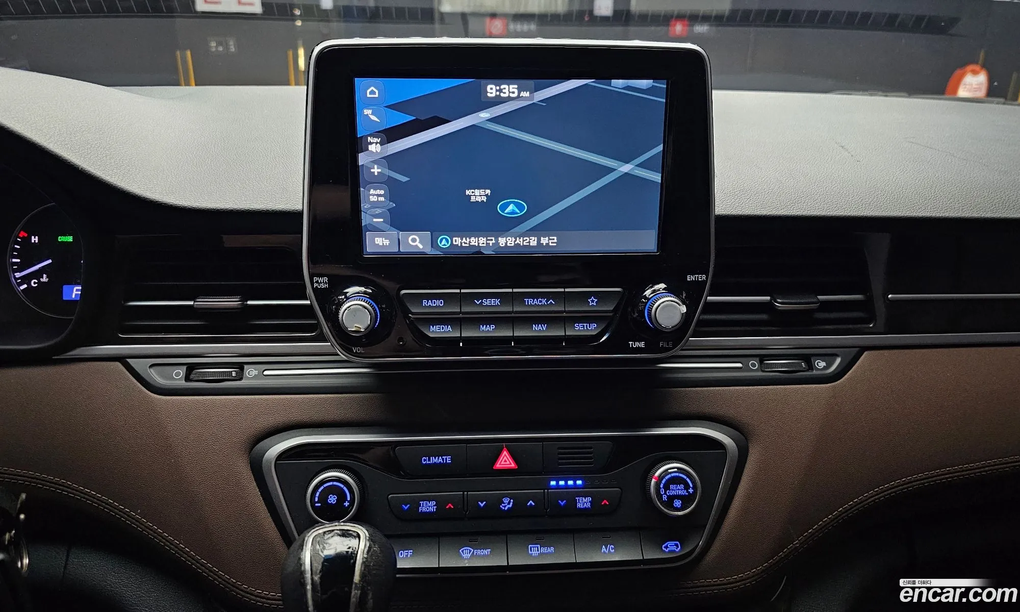 Hyundai Grand Starex 2019 — 13