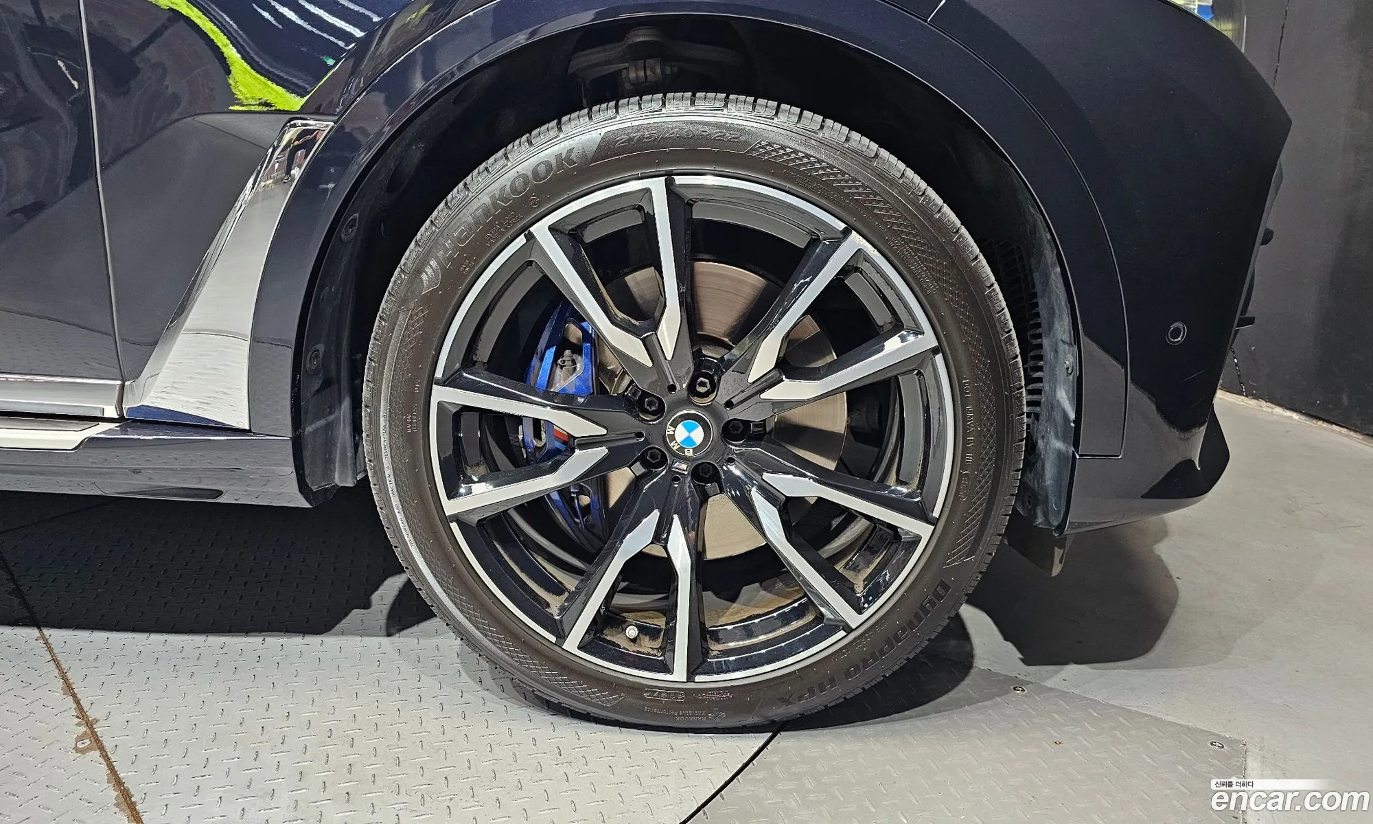 BMW X7 2021 — 10