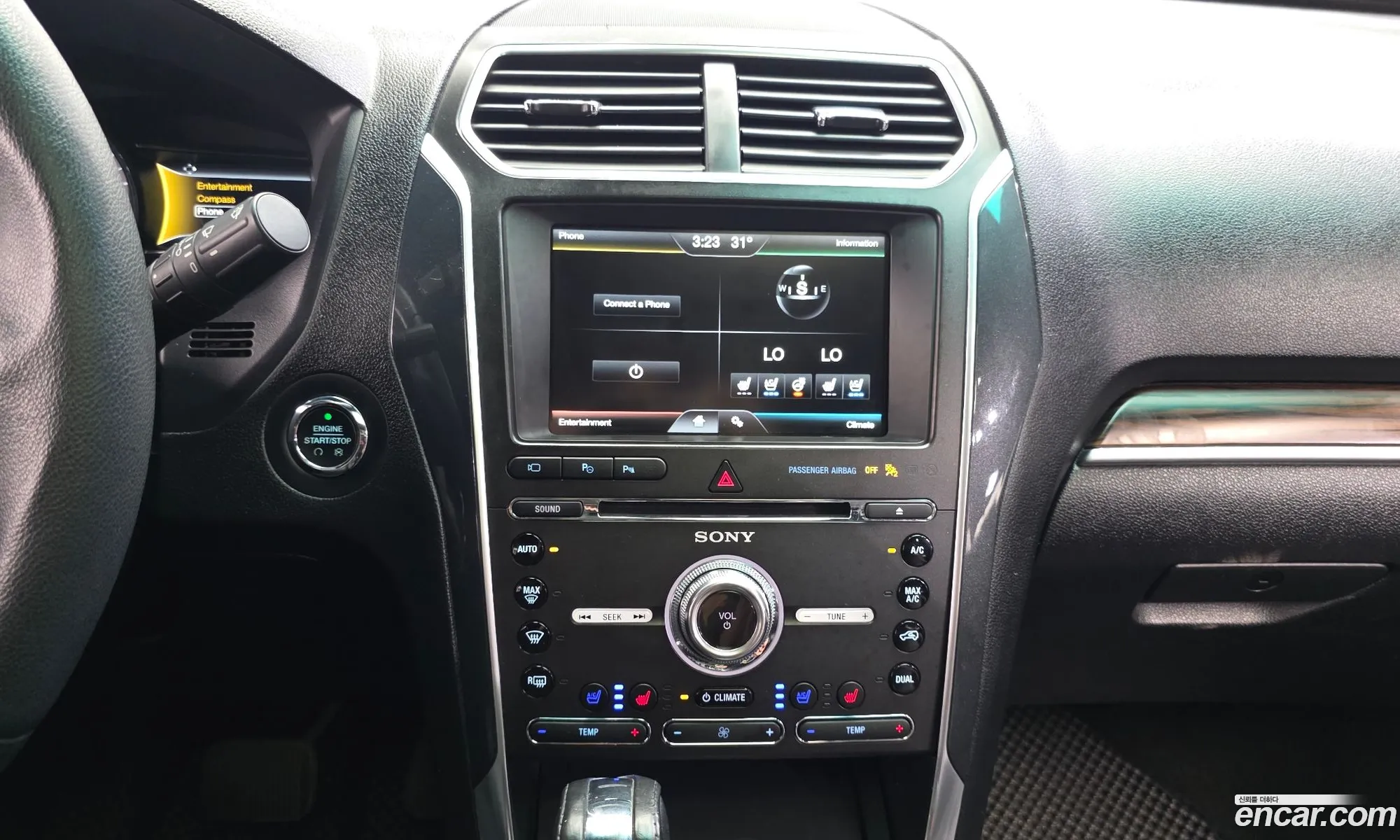 Ford Explorer 2015 1FM5K8FH1GGB24464 — 5