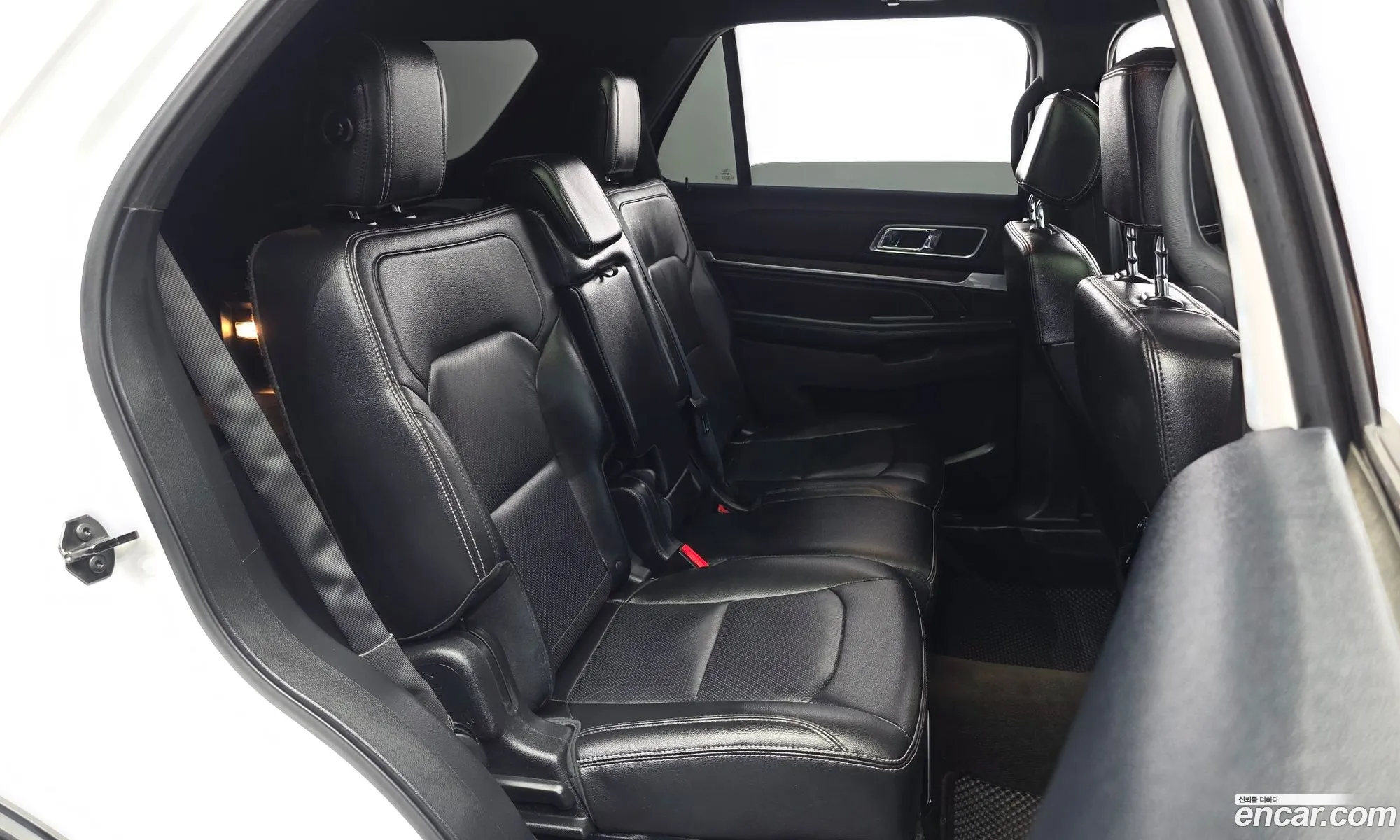 Ford Explorer 2015 1FM5K8FH1GGB24464 — 9