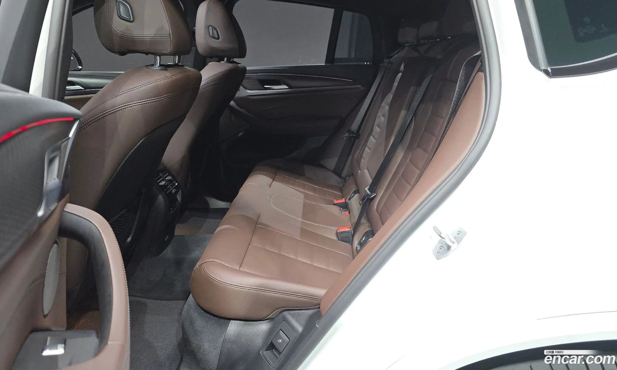 BMW X4 2025 WBA21DT09S9159166 — 9