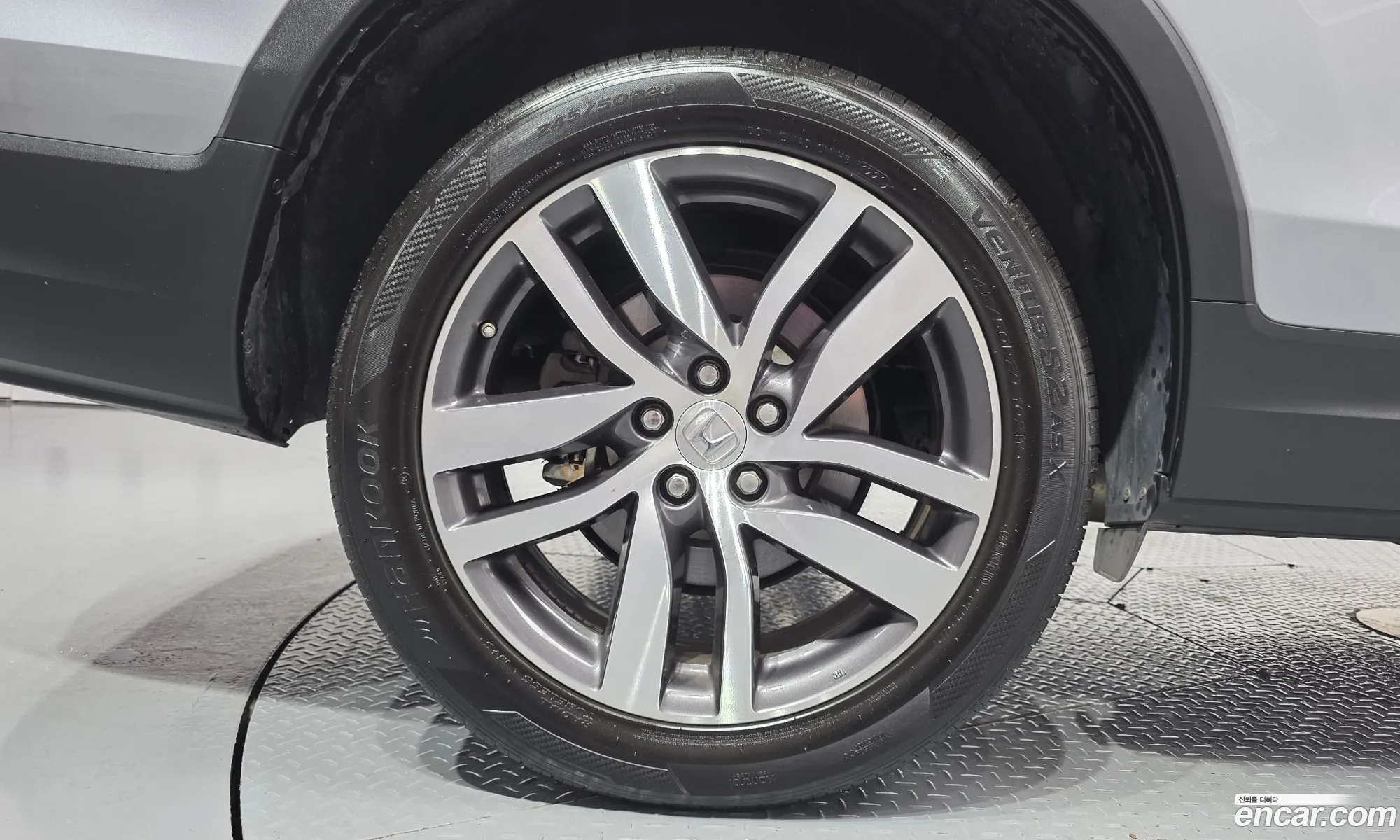 Honda Pilot 2017 5FNYF6850HB200864 — 19