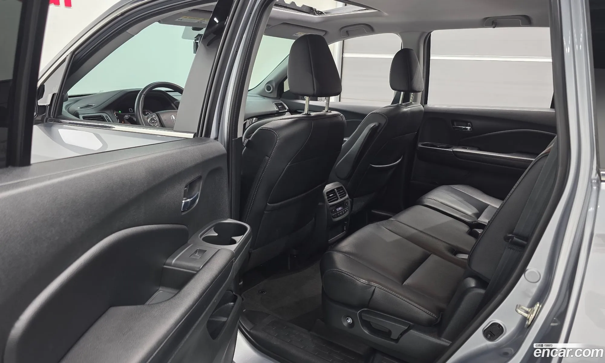 Honda Pilot 2017 5FNYF6850HB200864 — 14