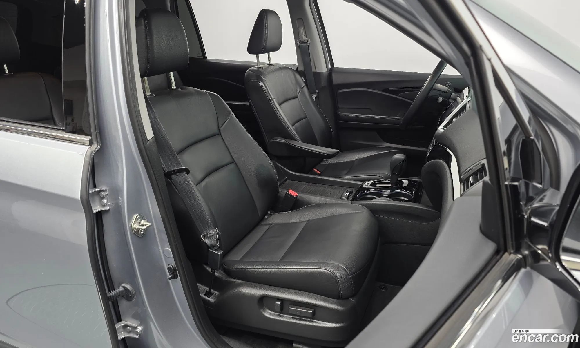 Honda Pilot 2017 5FNYF6850HB200864 — 3