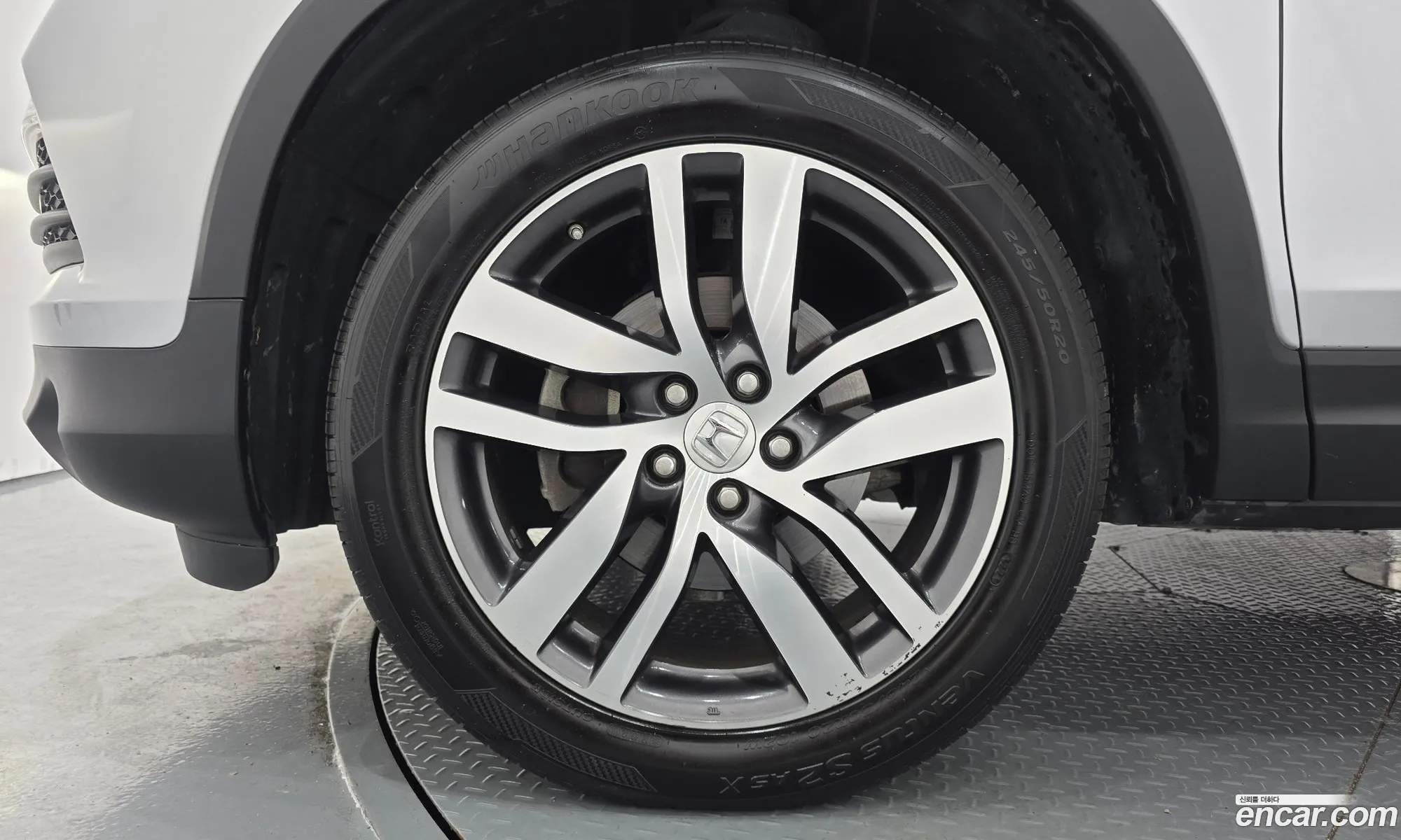 Honda Pilot 2017 5FNYF6850HB200864 — 13