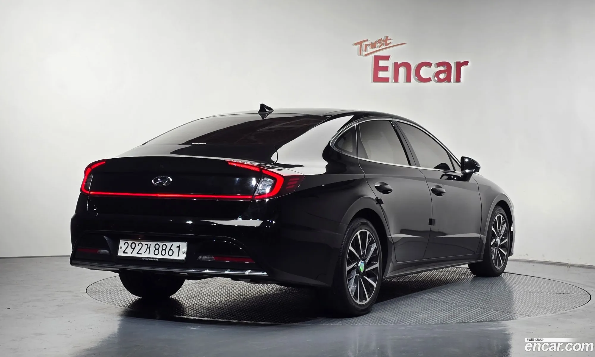 Hyundai Sonata 2019 — 18