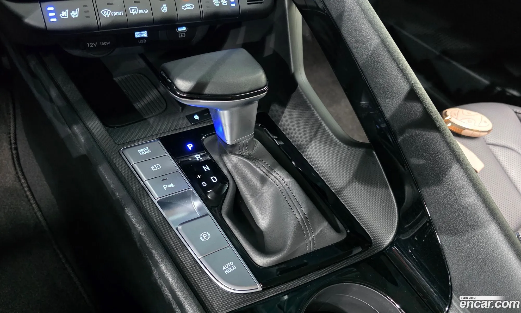 Hyundai Elantra 2024 — 20