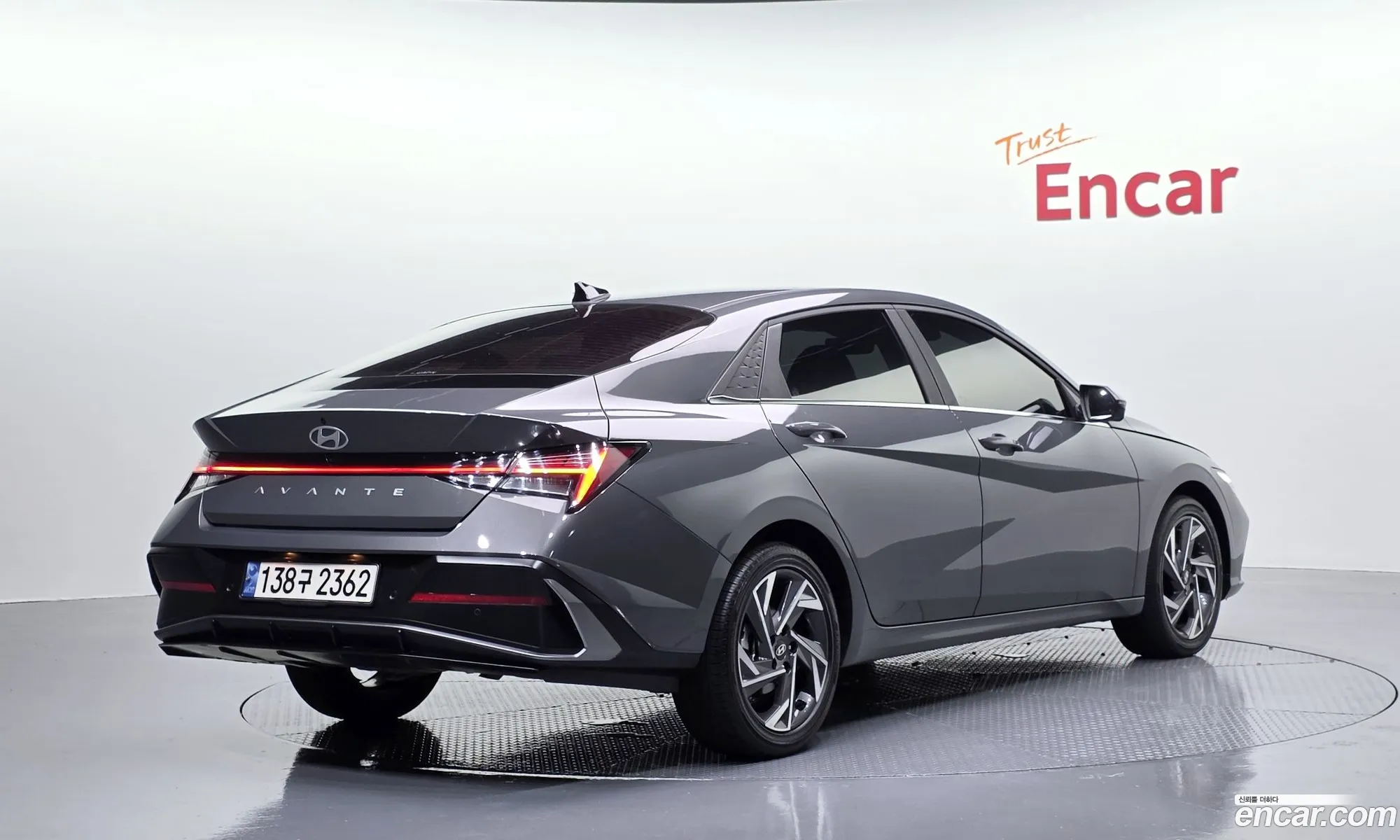 Hyundai Elantra 2024 — 27
