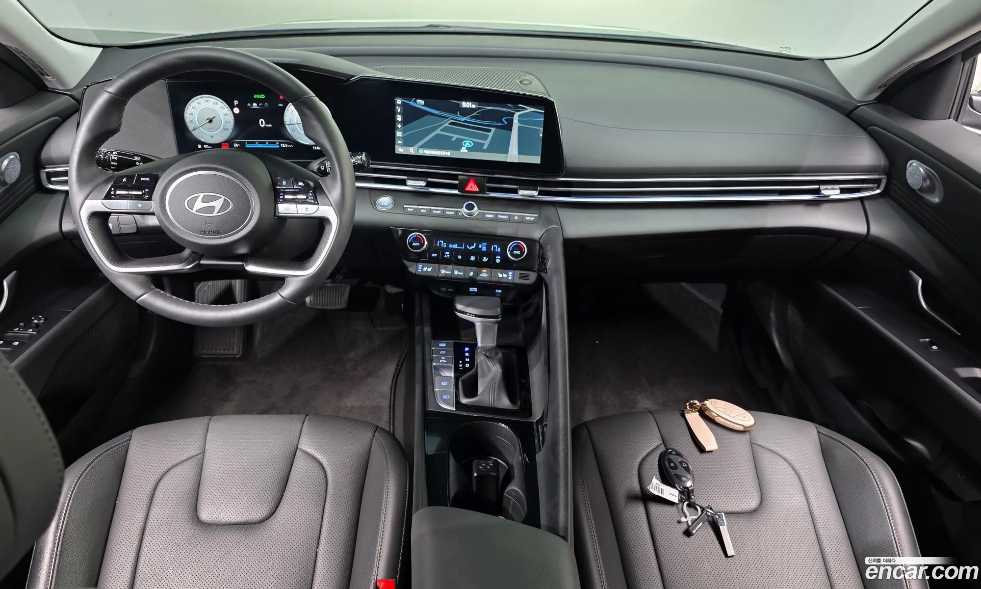 Hyundai Elantra 2024 — 14