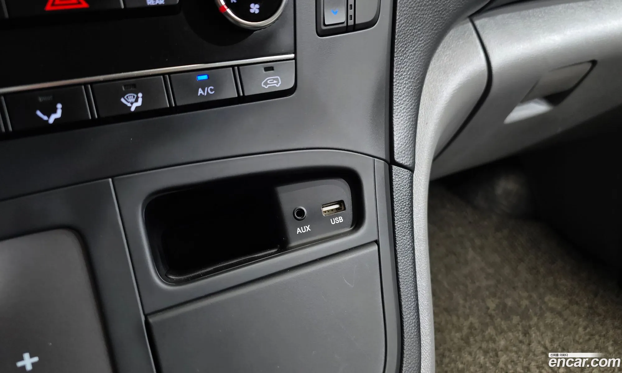 Hyundai Grand Starex 2020 — 12