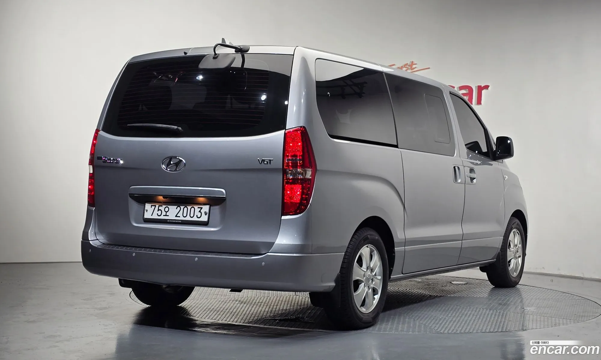 Hyundai Grand Starex 2020 — 17