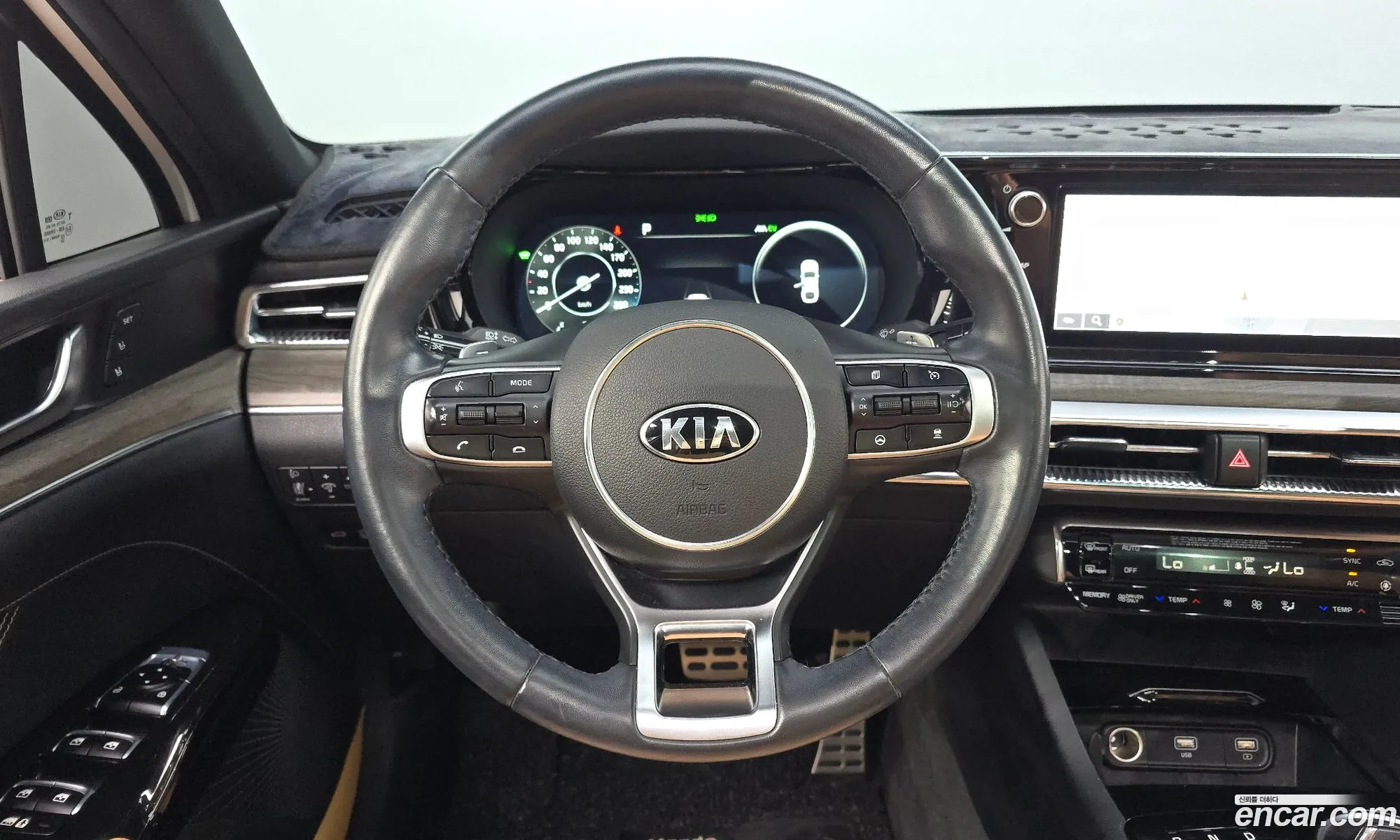 Kia K5 Hybrid 2021 — 7
