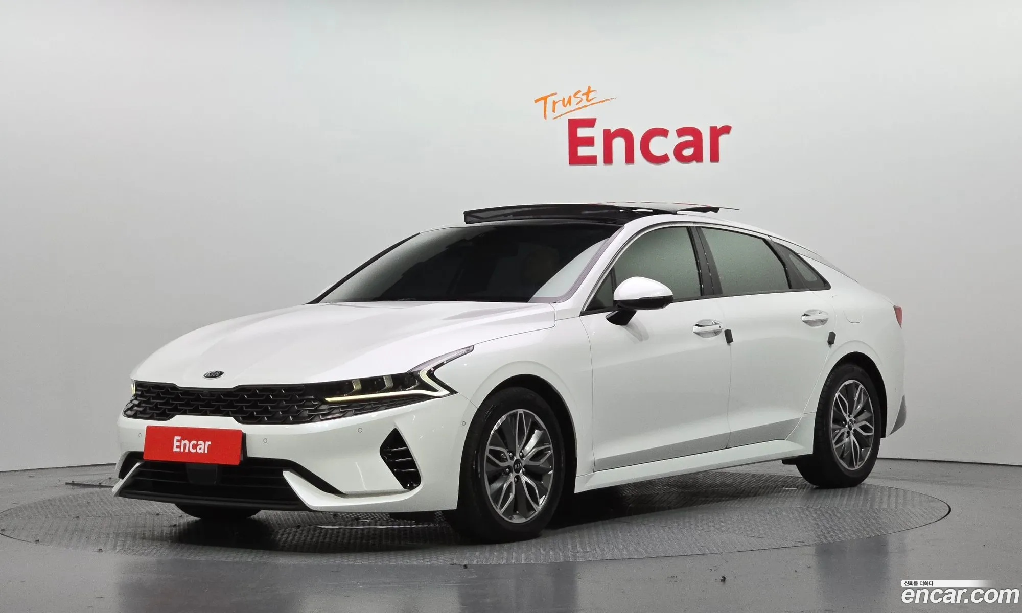 Kia K5 Hybrid 2021 — 13