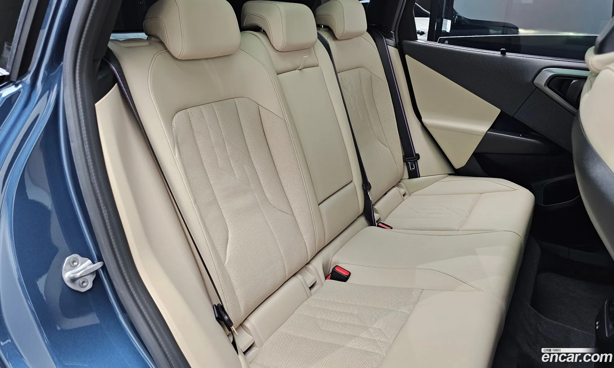 BMW X3 2025 WBA41GP03S9Y56062 — 32