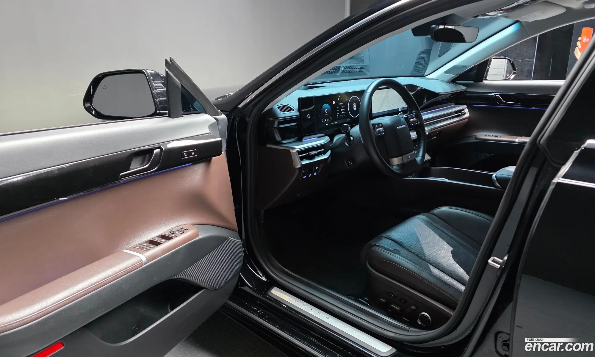 Hyundai Grandeur Hybrid 2023 — 13