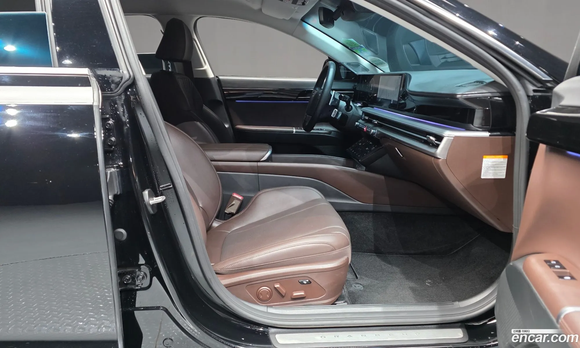 Hyundai Grandeur Hybrid 2023 — 11