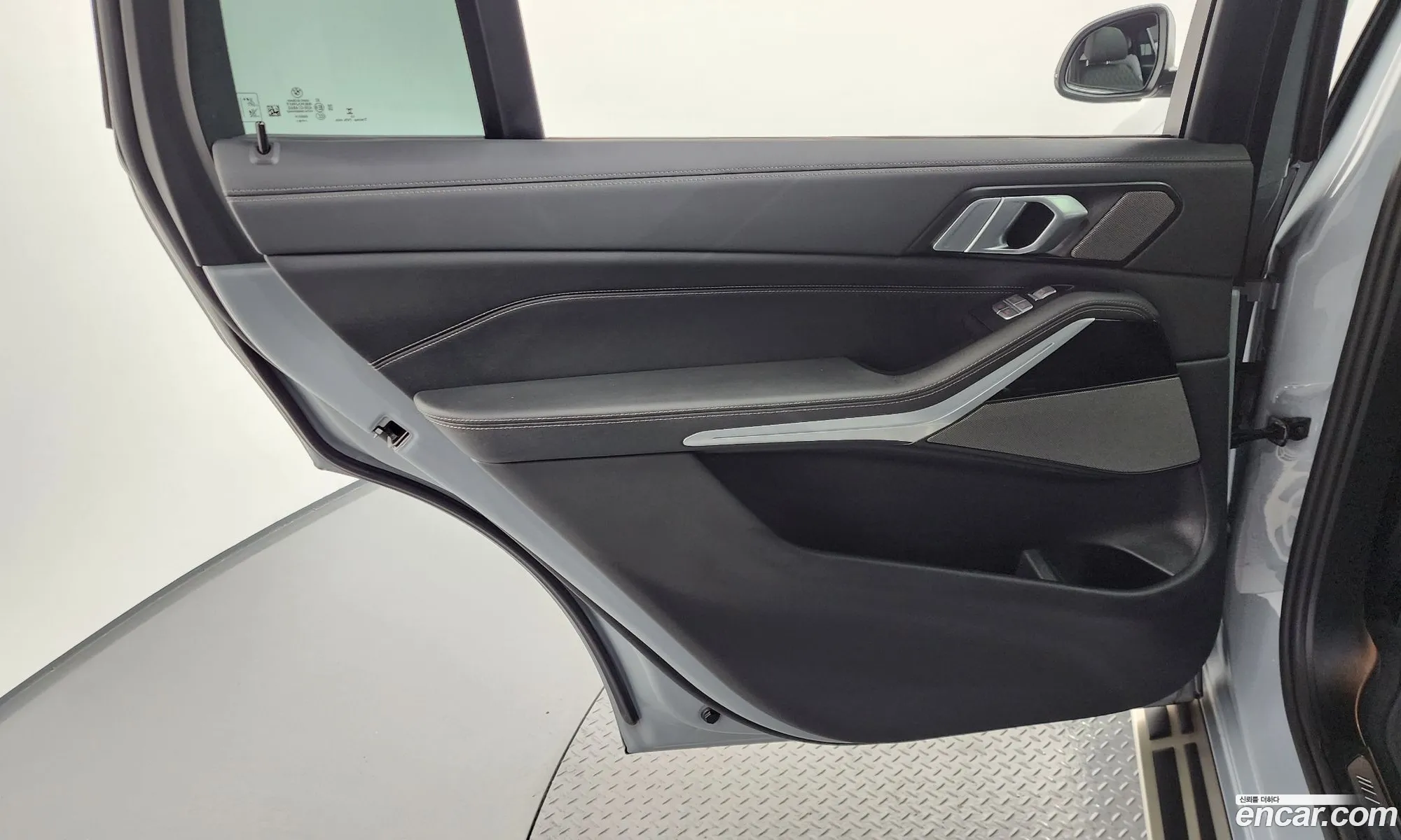BMW X7 2023 — 25