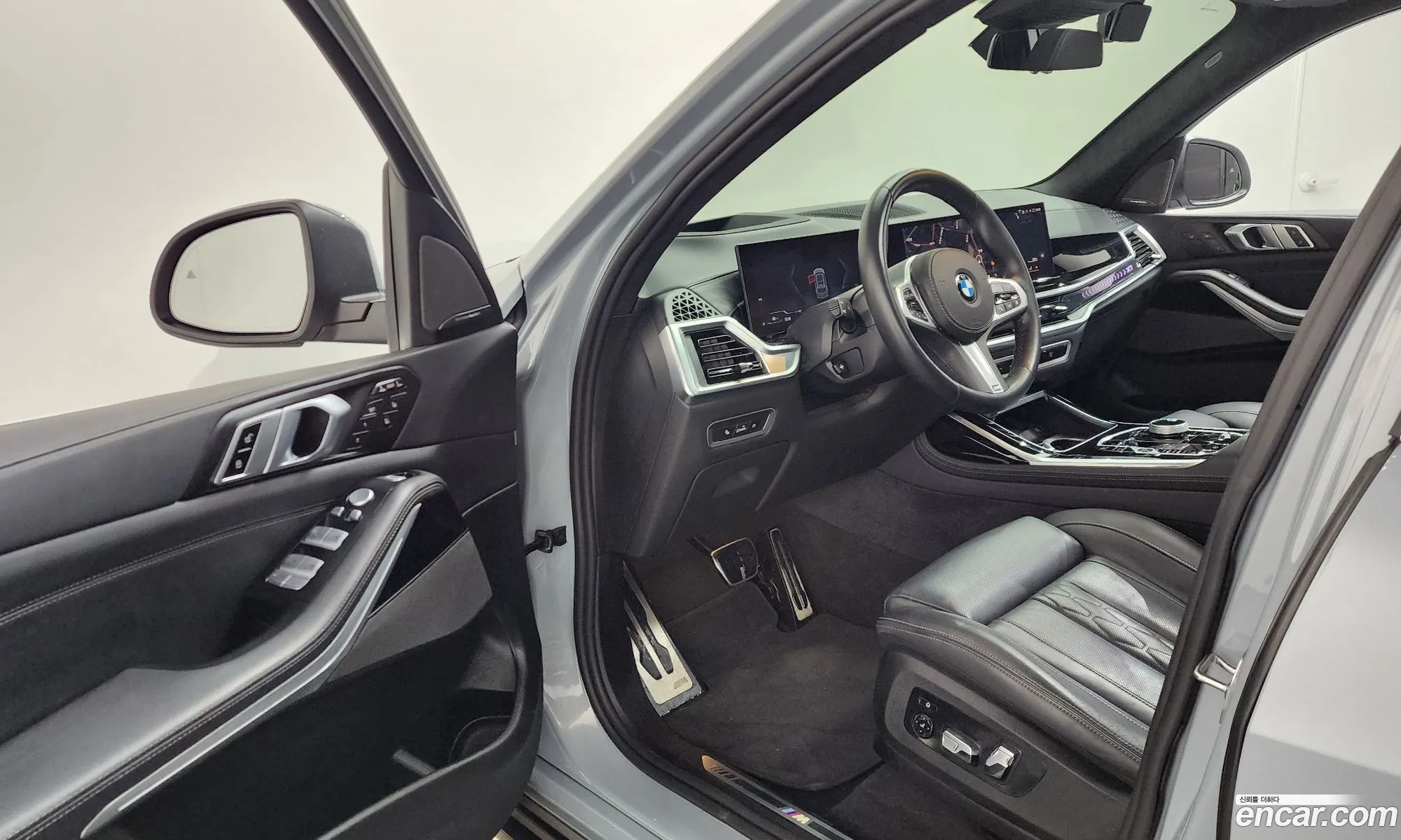BMW X7 2023 — 3