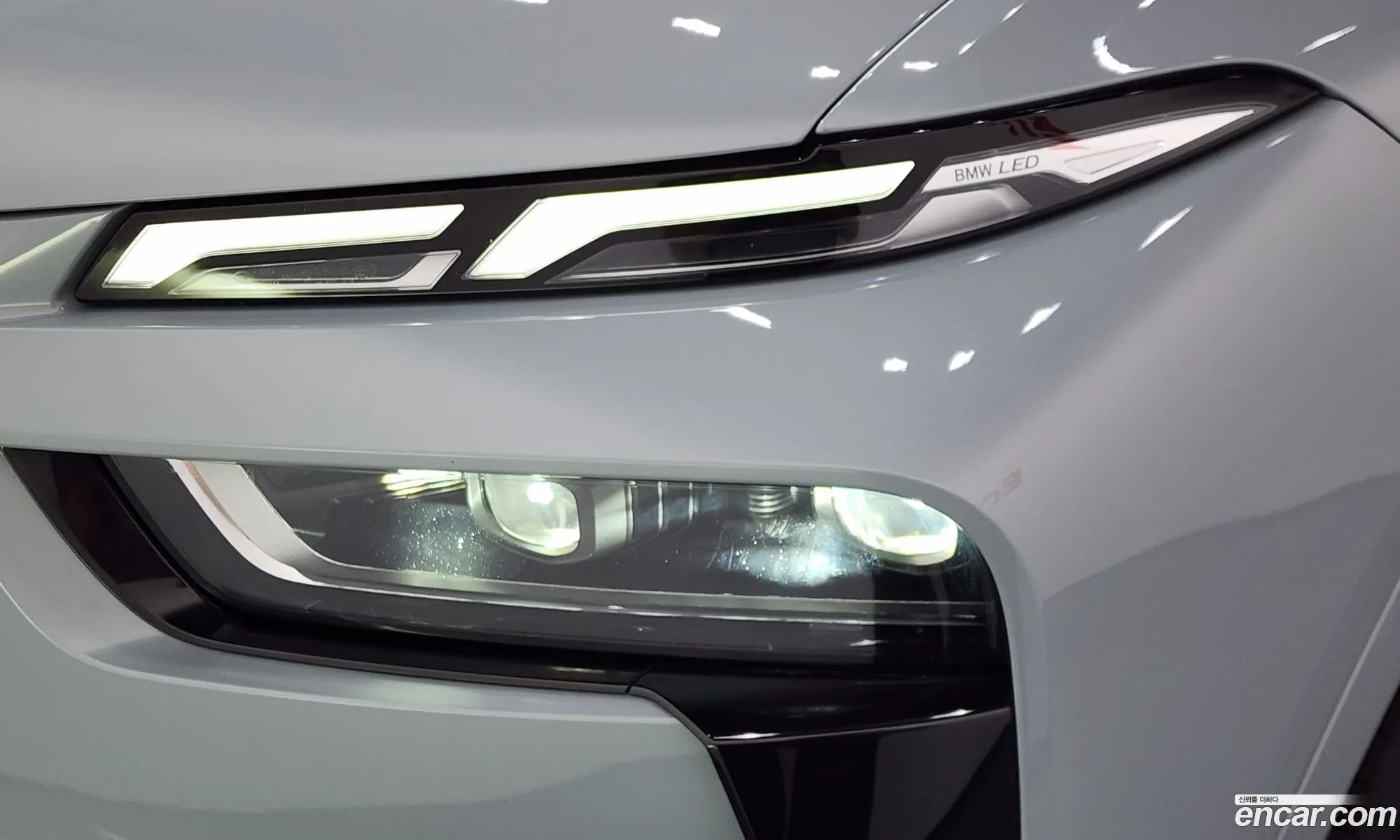 BMW X7 2023 — 24