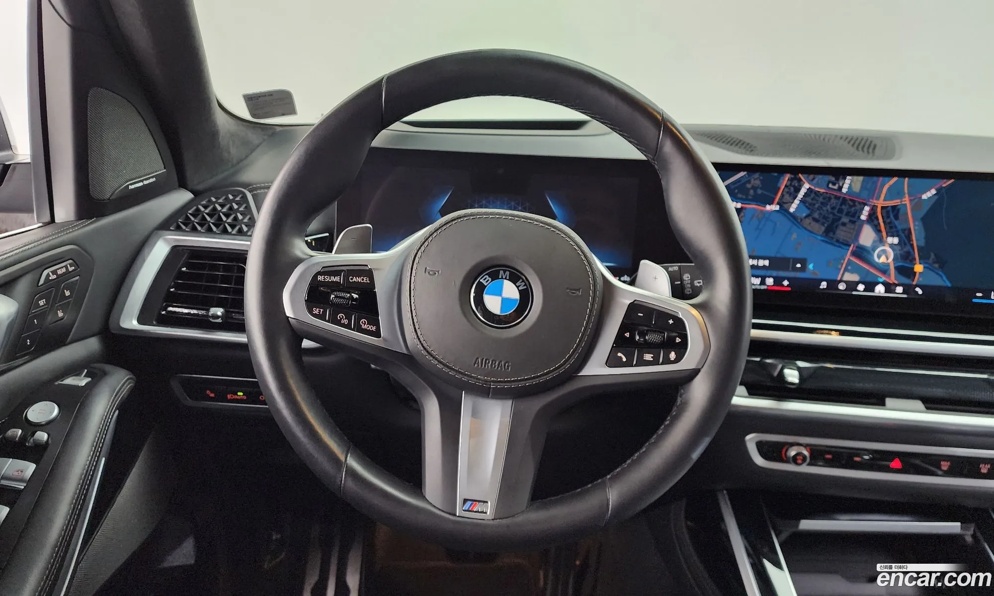 BMW X7 2023 — 22