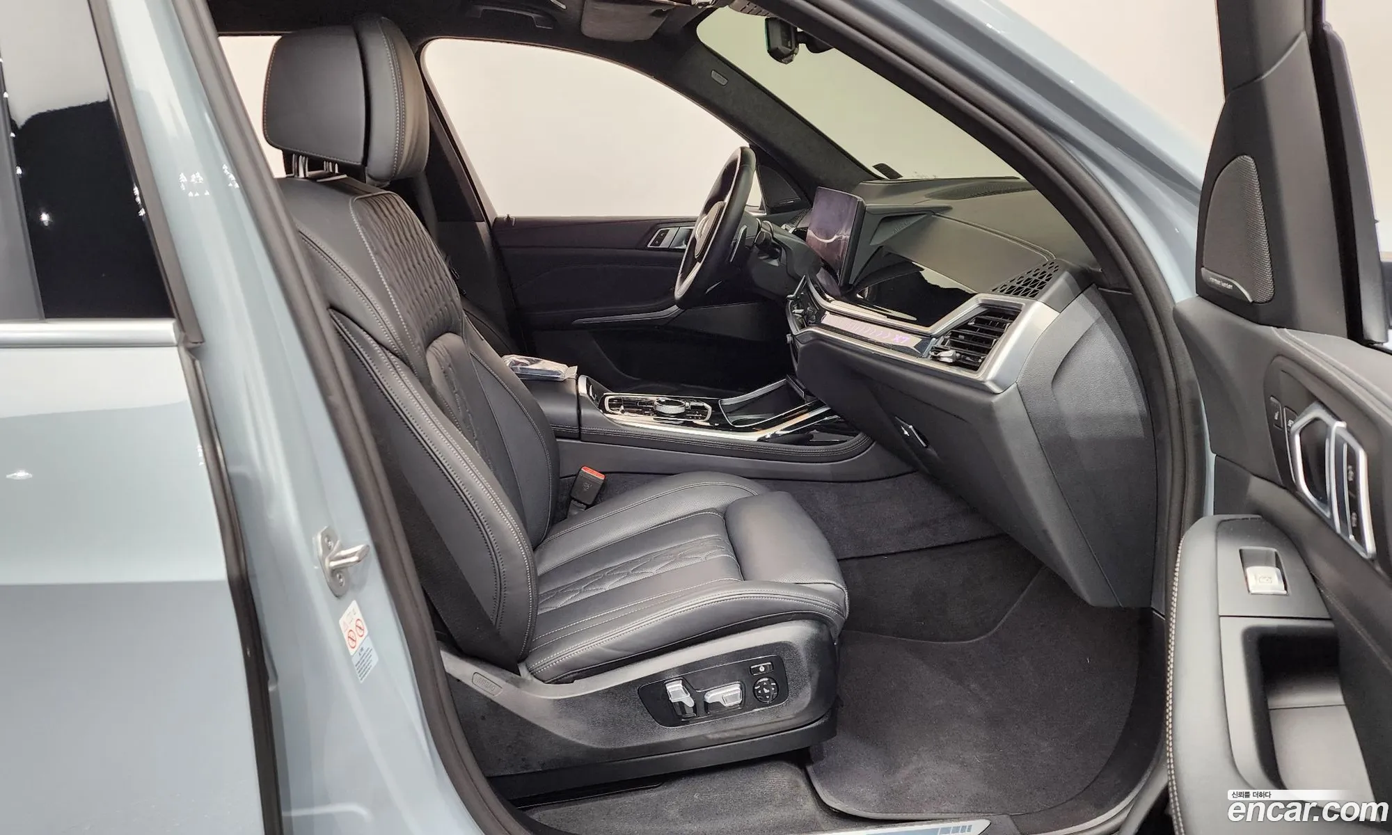 BMW X7 2023 — 33