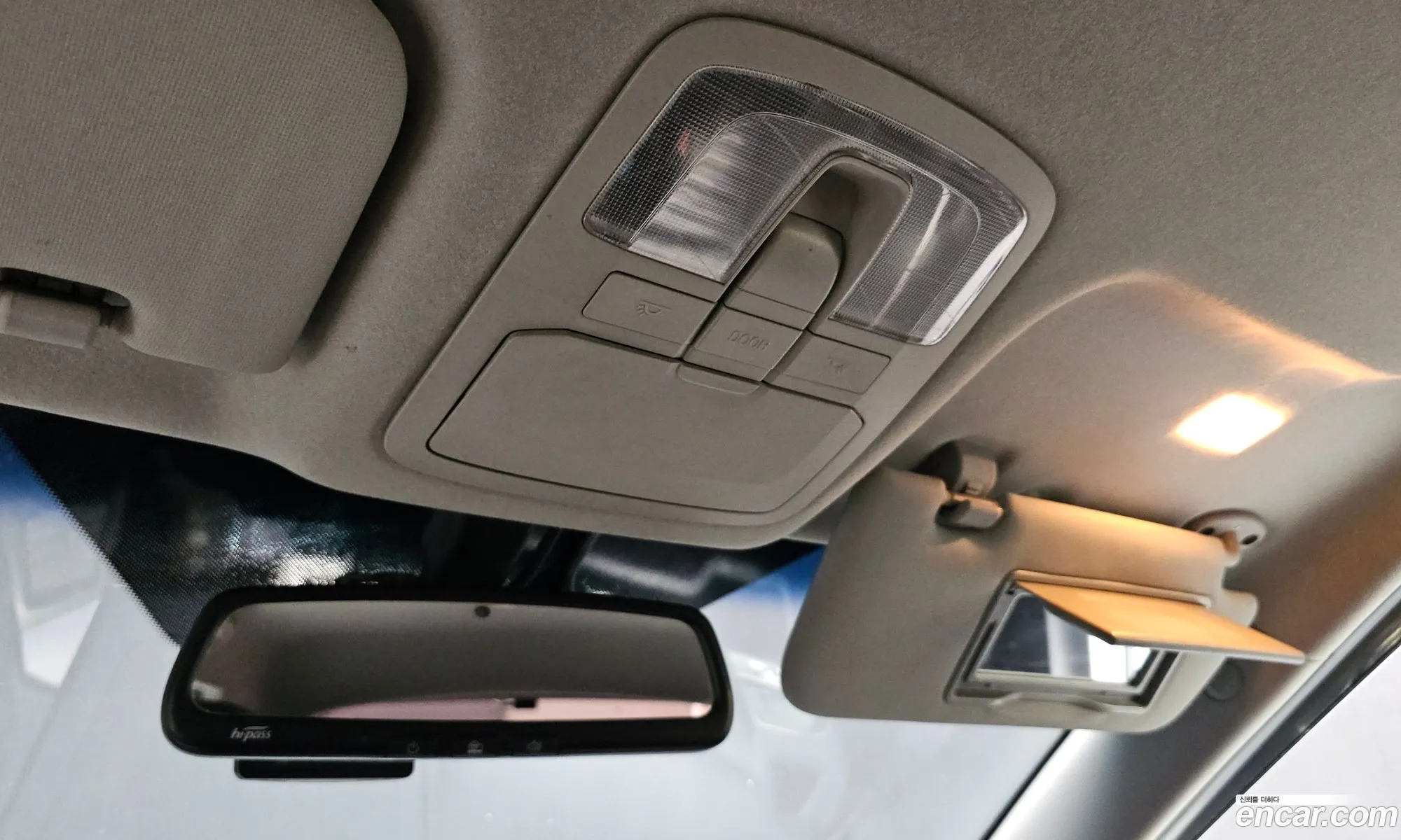 KG Mobility (SsangYong) Tivoli 2015 — 25