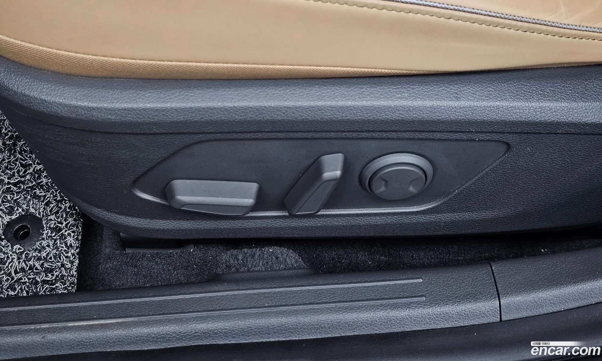 Hyundai Sonata Hybrid 2019 — 29