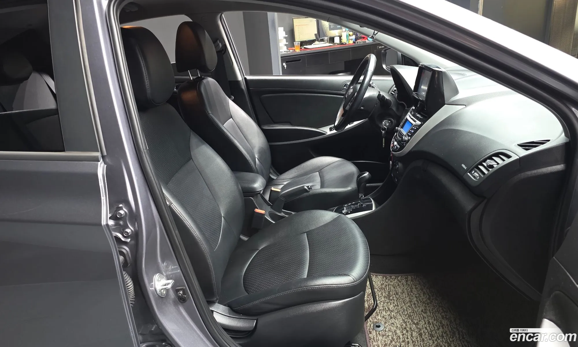Hyundai Accent 2014 — 20