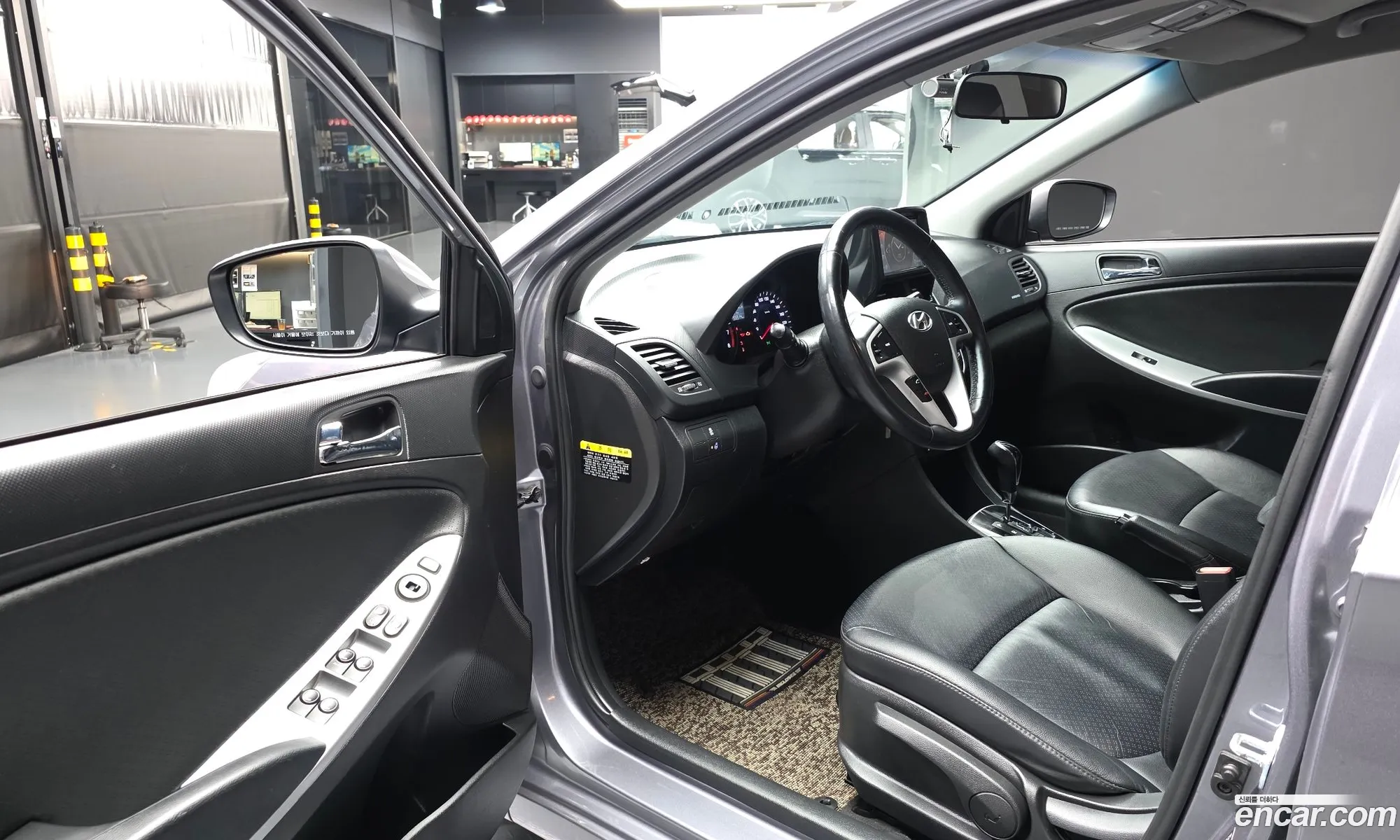 Hyundai Accent 2014 — 4