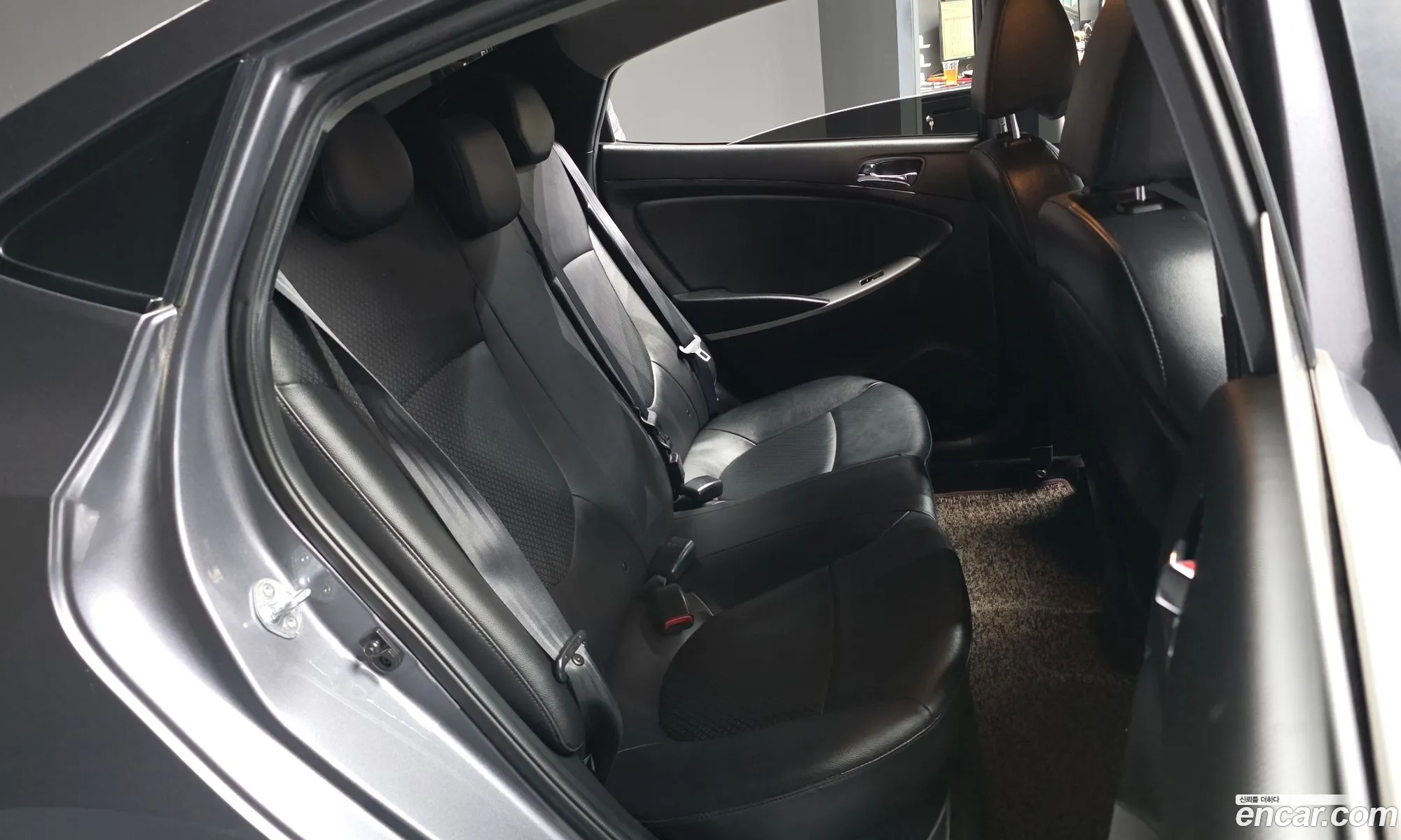 Hyundai Accent 2014 — 17