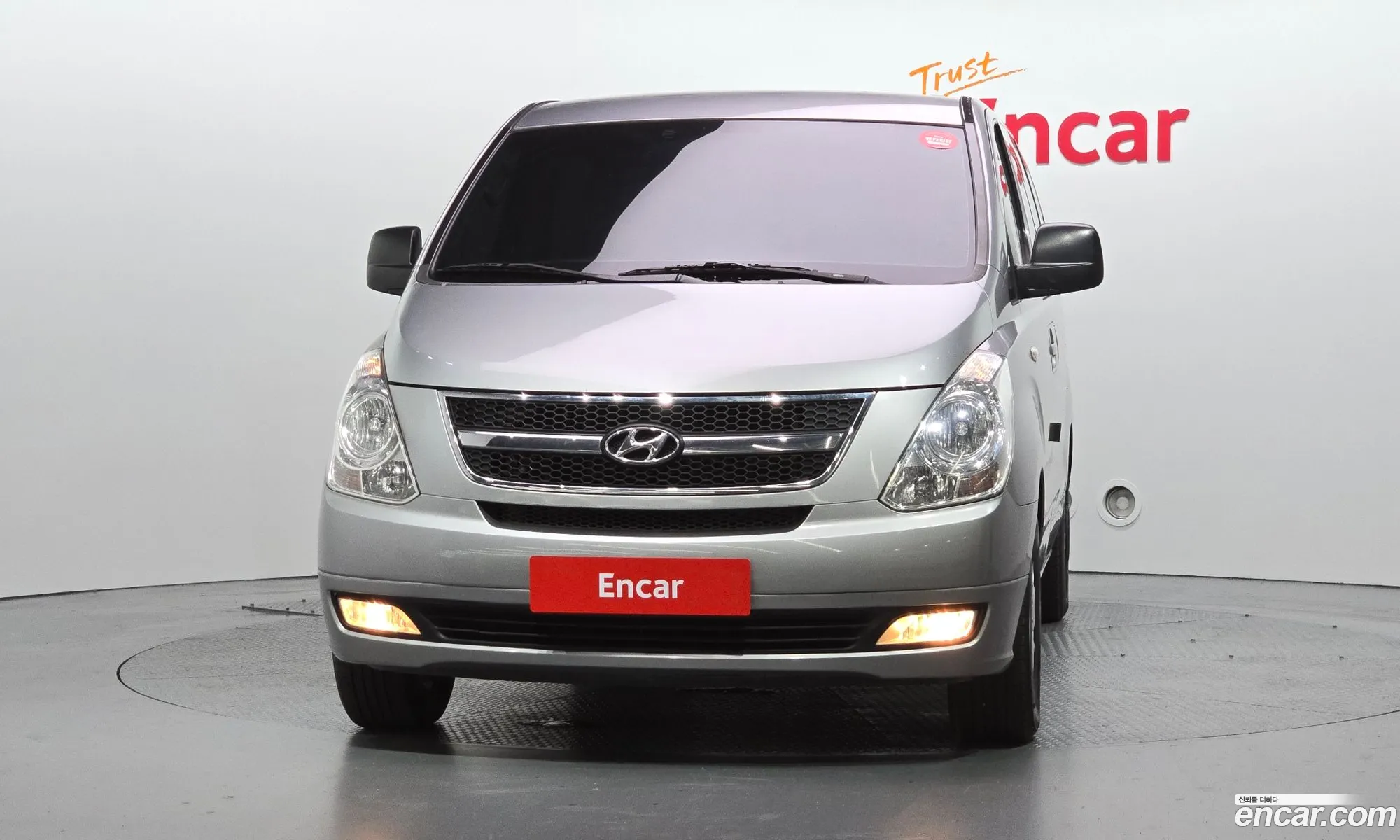 Hyundai Grand Starex 2012 — 11