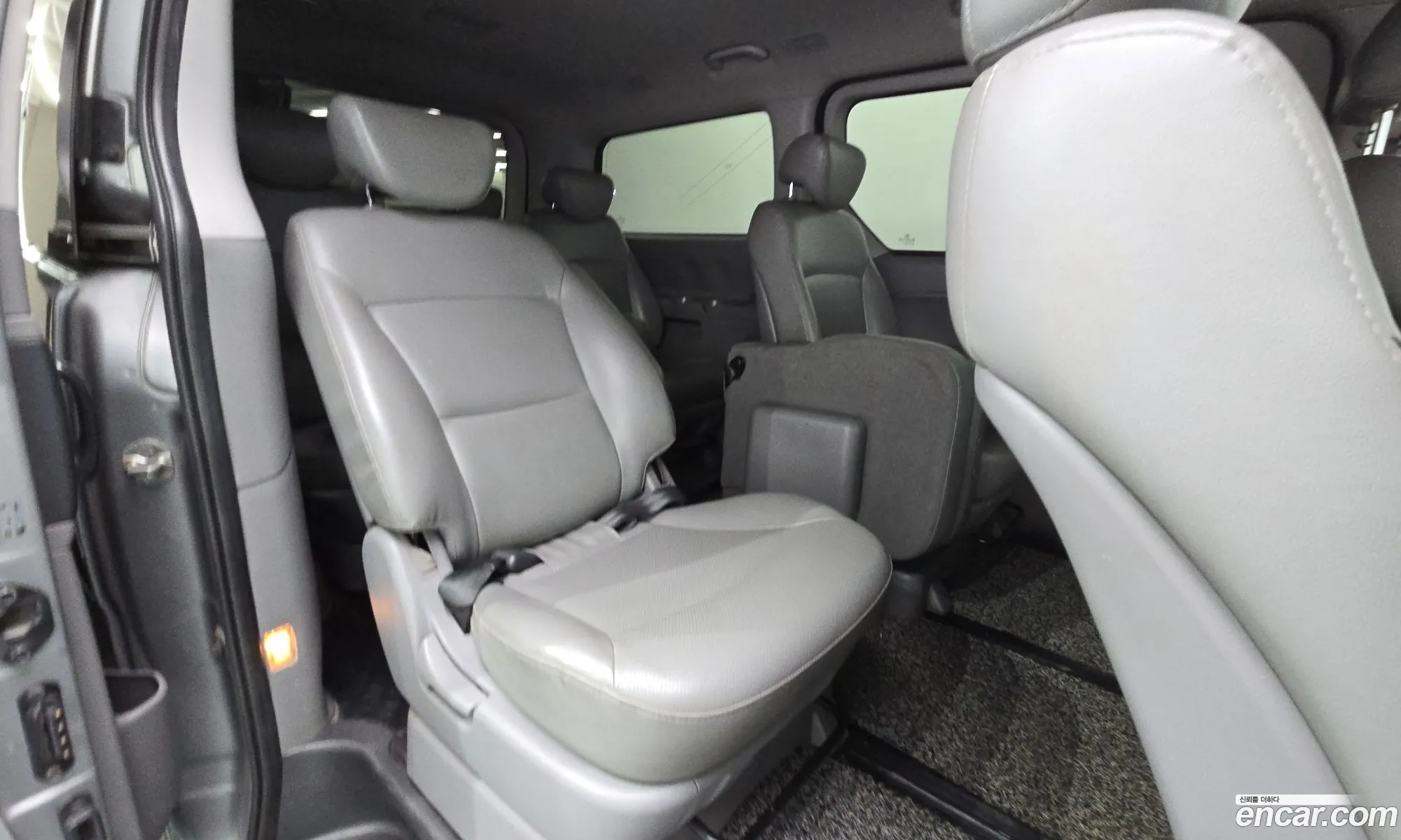 Hyundai Grand Starex 2012 — 15
