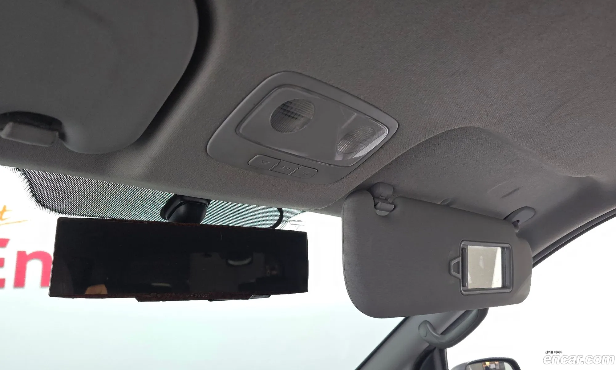 Hyundai Grand Starex 2012 — 14