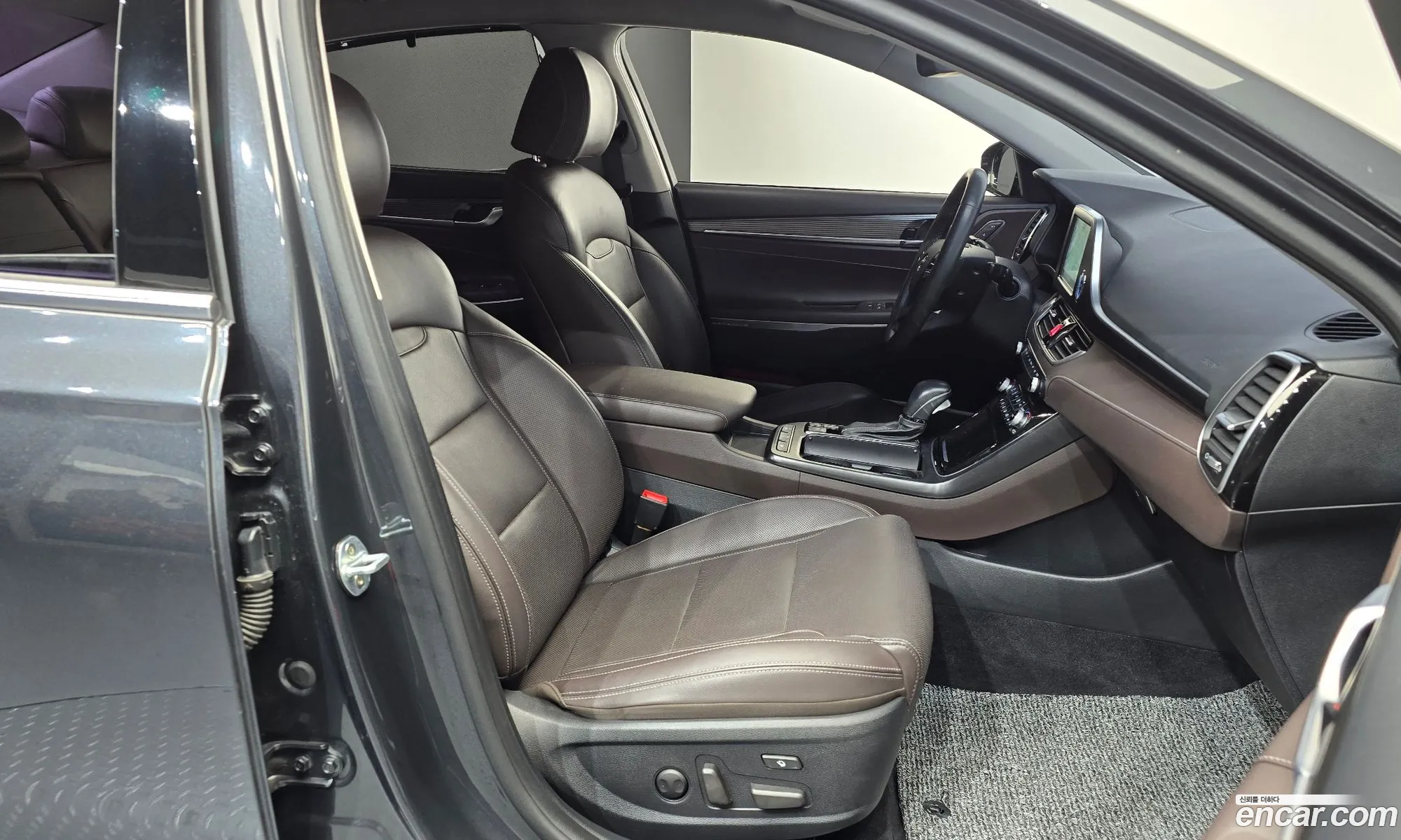 Hyundai Grandeur IG 2018 — 31
