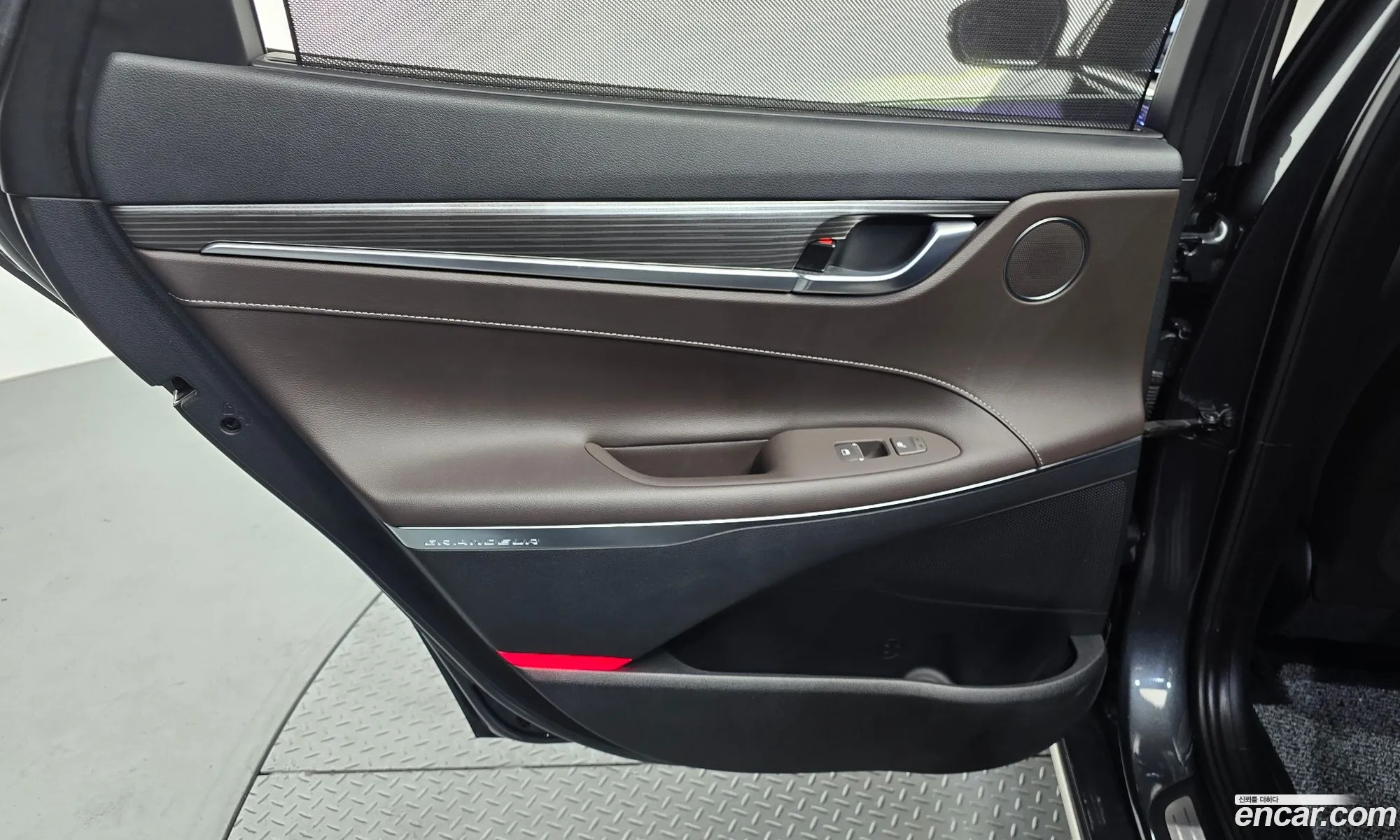 Hyundai Grandeur IG 2018 — 26