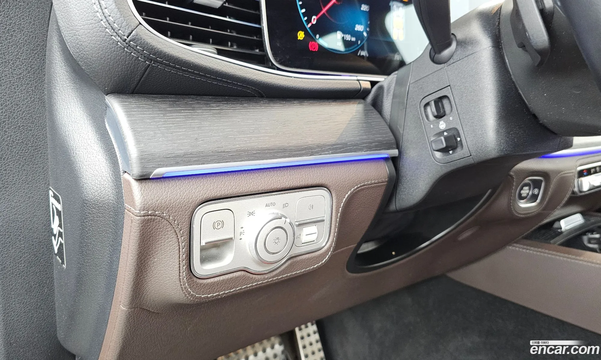 Mercedes-Benz GLS-Class X167 2022 — 29