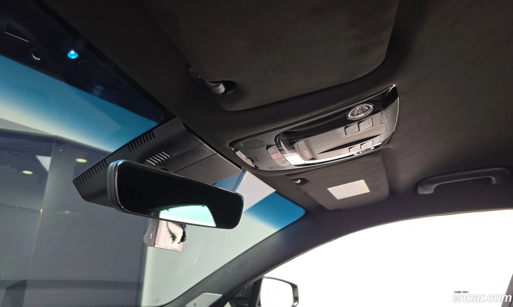 Kia K8 Hybrid 2023 — 14