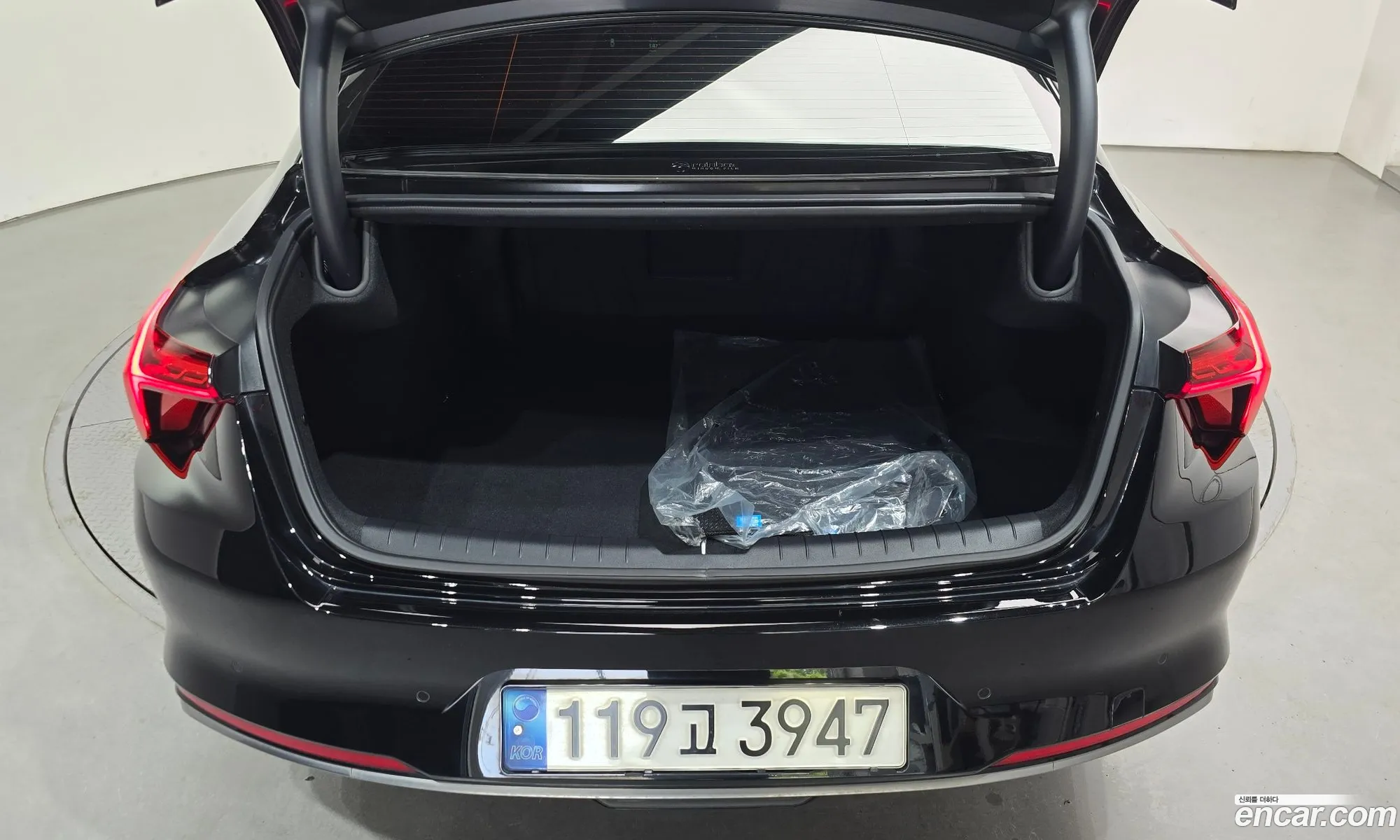 Kia K8 Hybrid 2023 — 16