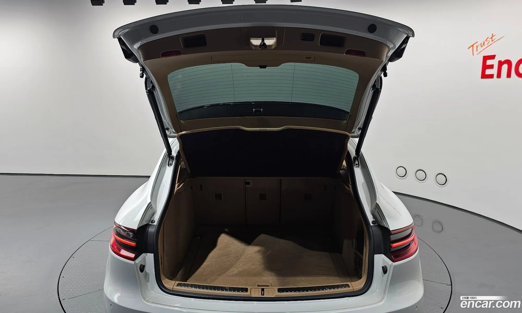 Porsche Macan 2016 WP1AD295XGLB68822 — 12