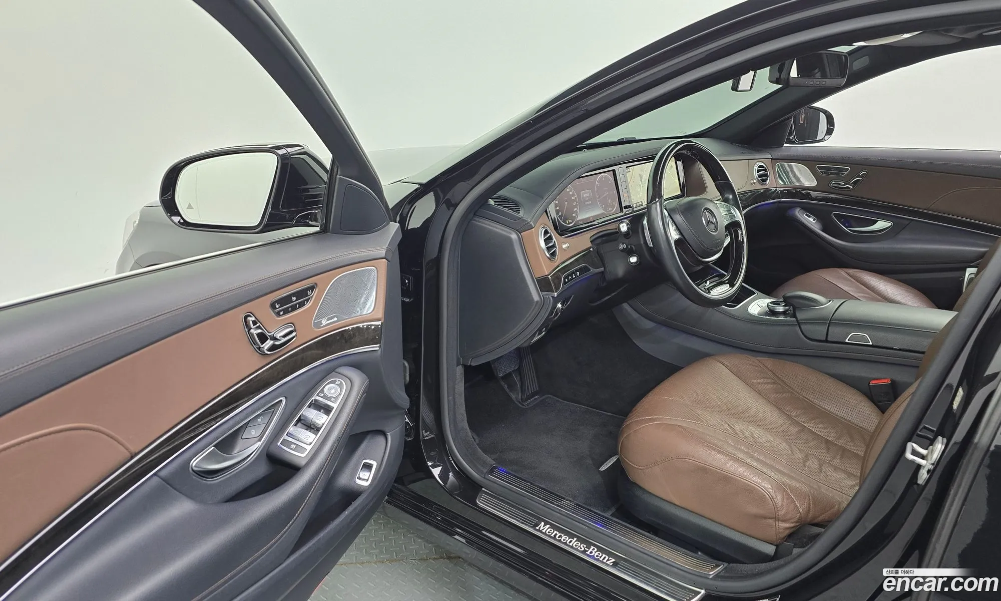 Mercedes-Benz S-Class W222 2015 WDDUG3CB9FA165243 — 6