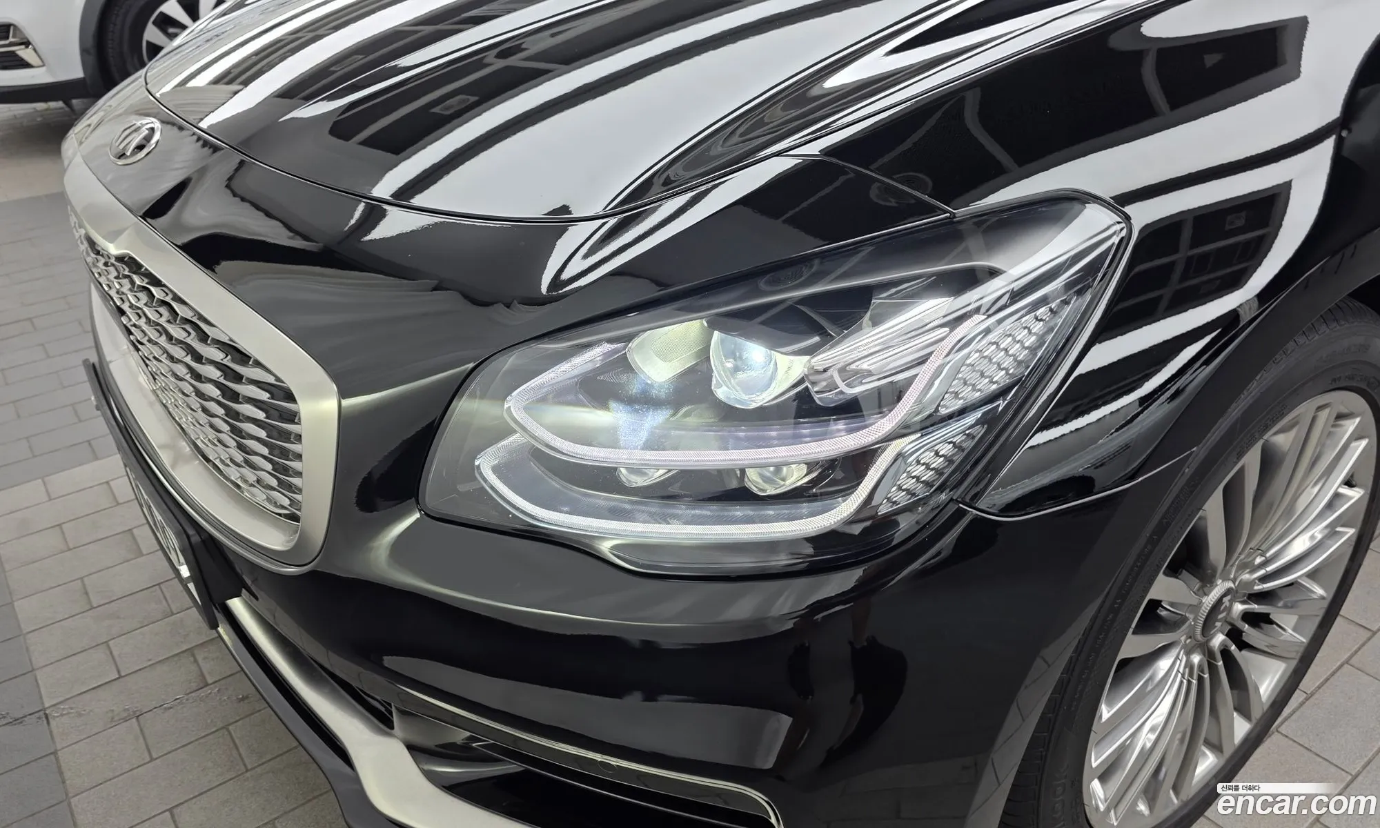 Kia The K9 2019 — 31