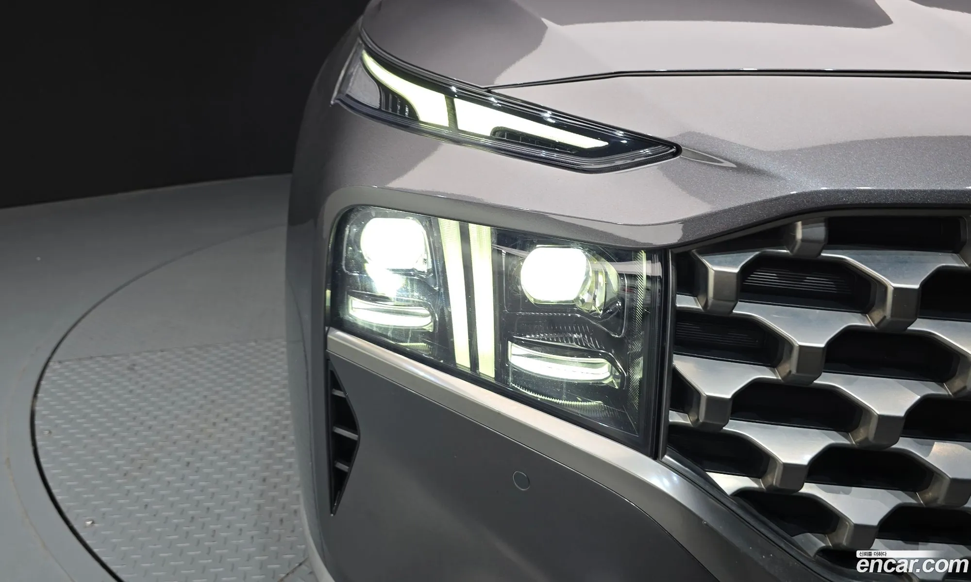 Hyundai Santa Fe 2022 — 16
