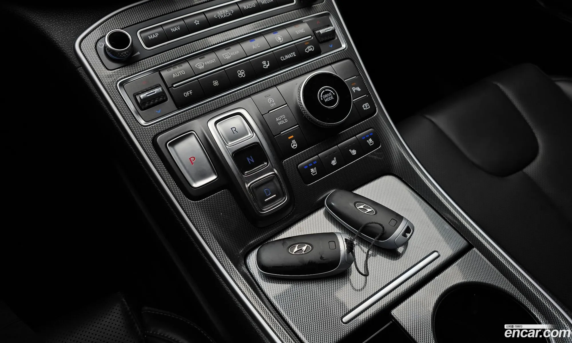 Hyundai Santa Fe 2022 — 24