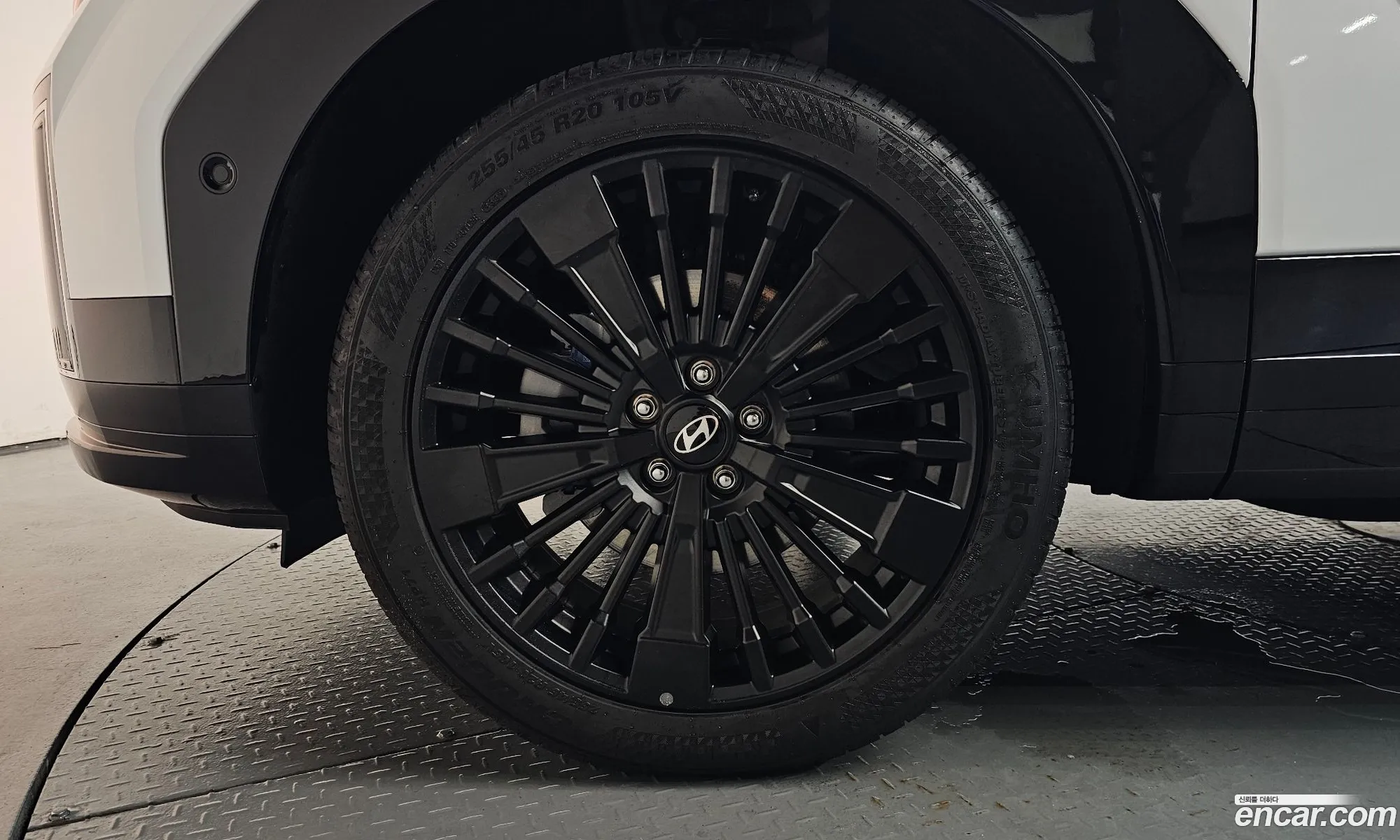 Hyundai Santa Fe 2025 — 36