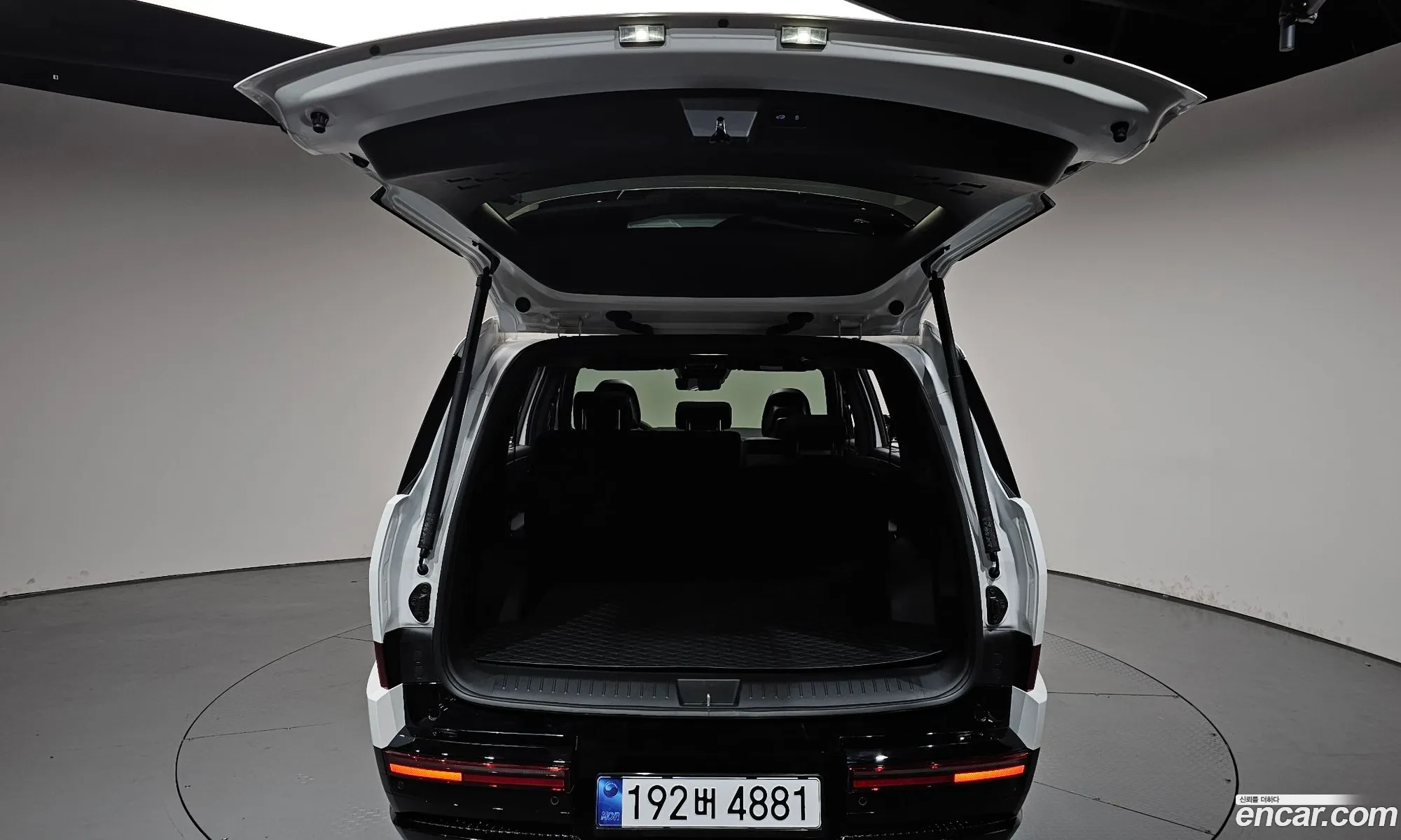 Hyundai Santa Fe 2025 — 14