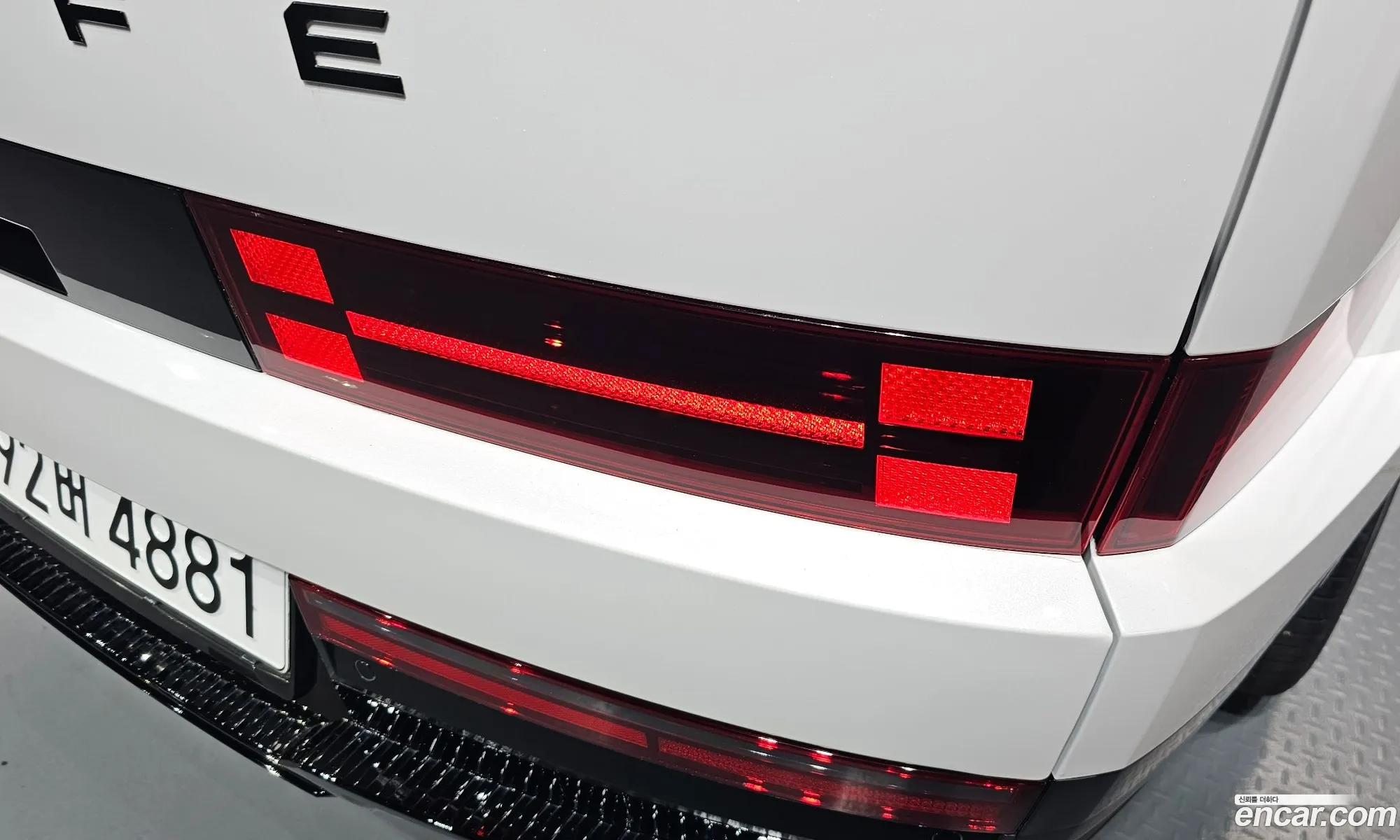 Hyundai Santa Fe 2025 — 8